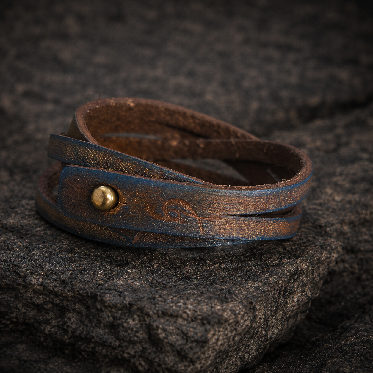Double Loop Brown Leather Bracelet with Blue and Gold Wash - Unique and Versatile Design