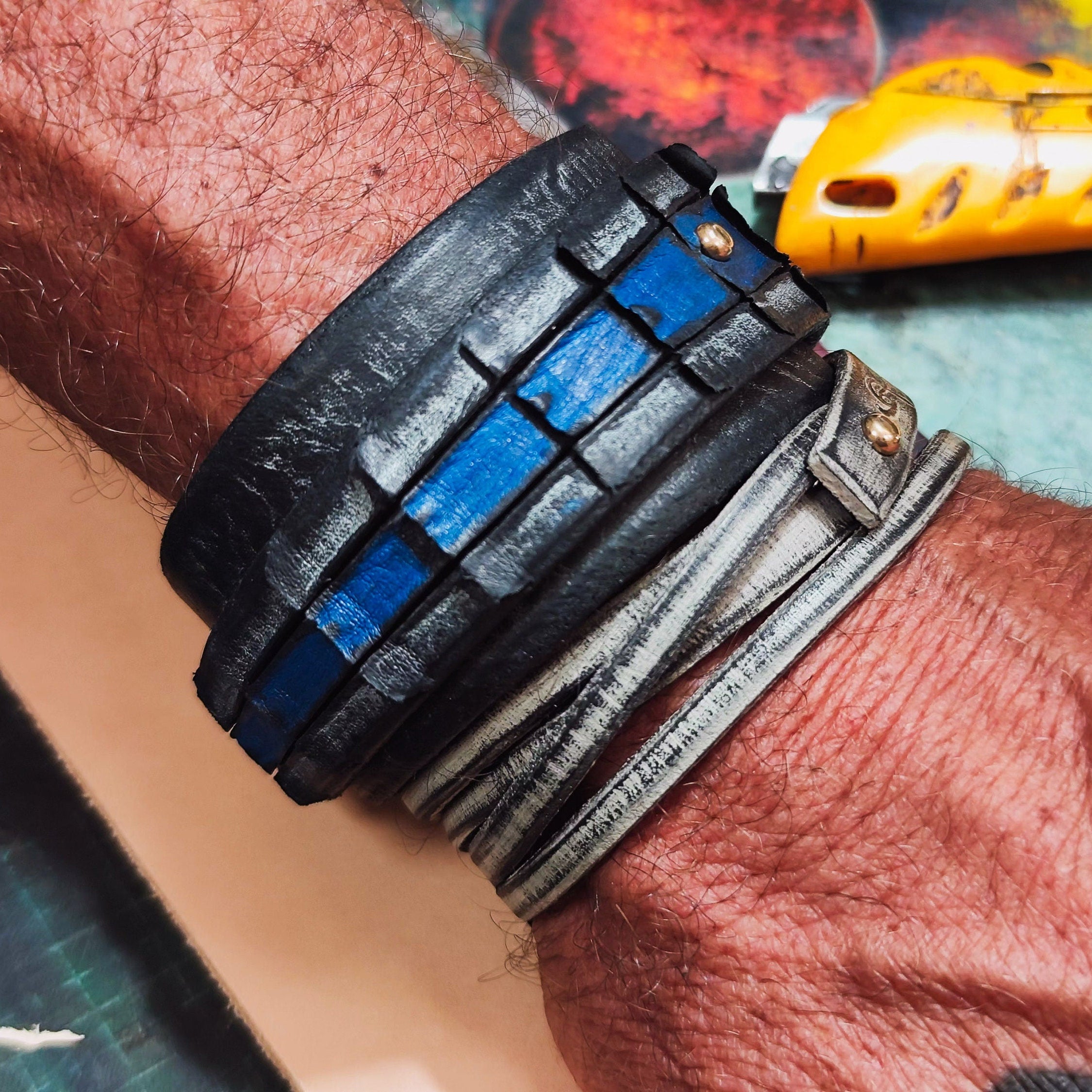 TheHandmade Leather Crocodile-Style Bracelet - Black with Gray Wash Blue Accent - 45cm Width by Ishaor