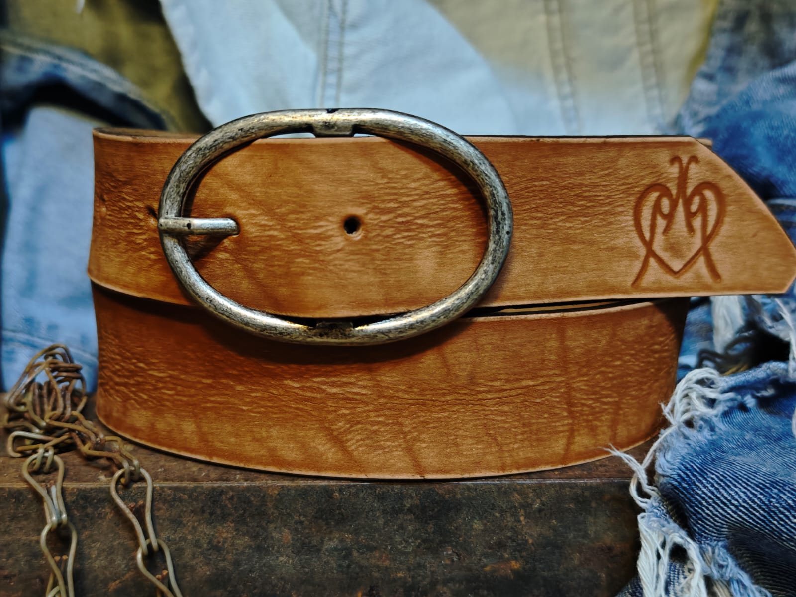 Handcrafted Tan Leather Belt for Women with Vintage Oval Buckle β Full Grain Premium Belt