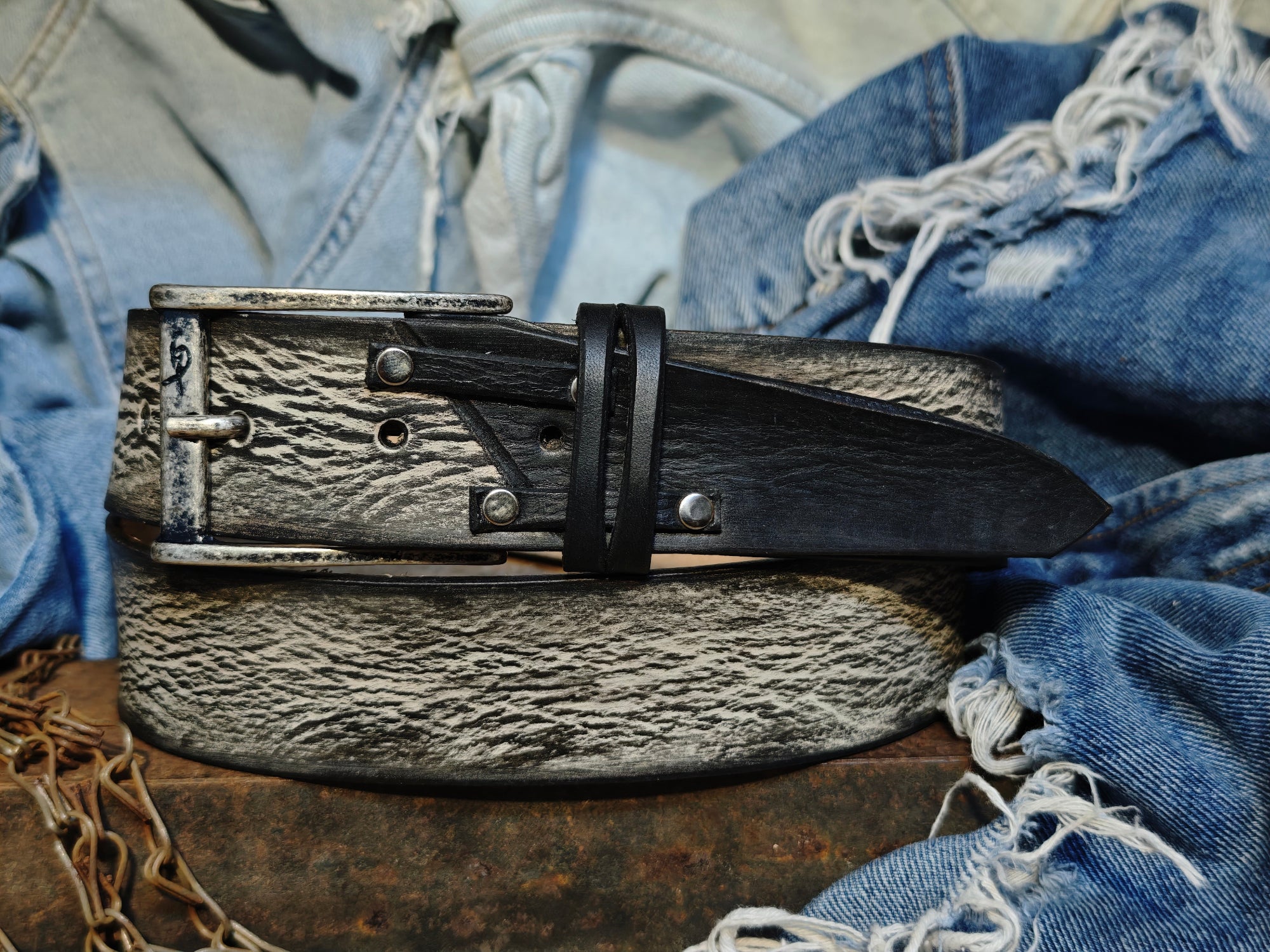 Handmade White Leather Belt with Black Wash - Unique Double Strap Design - Ishaor