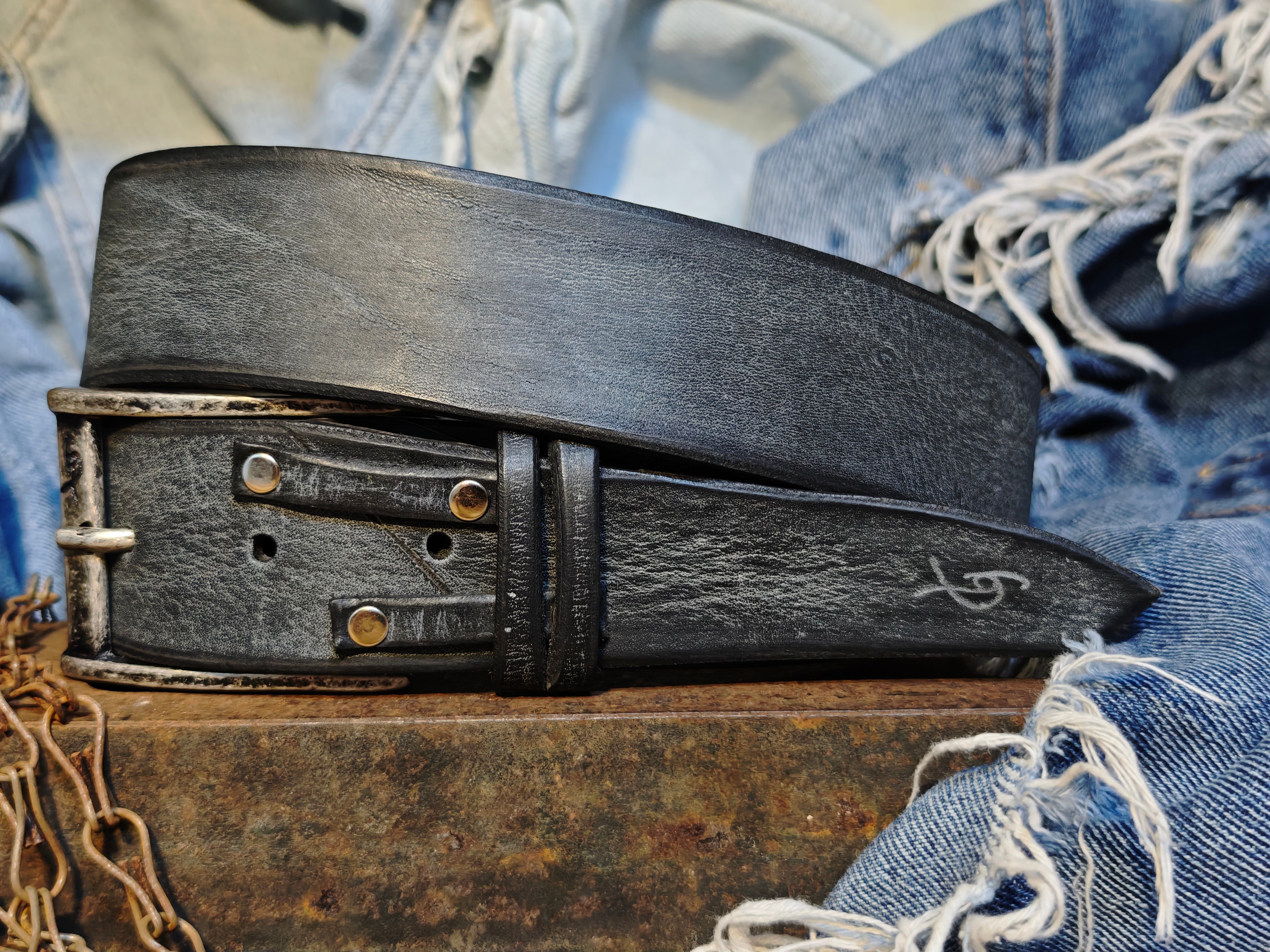 Handcrafted Distressed Black Leather Belt 4.2cm wide – Premium Full Grain Men's Belt