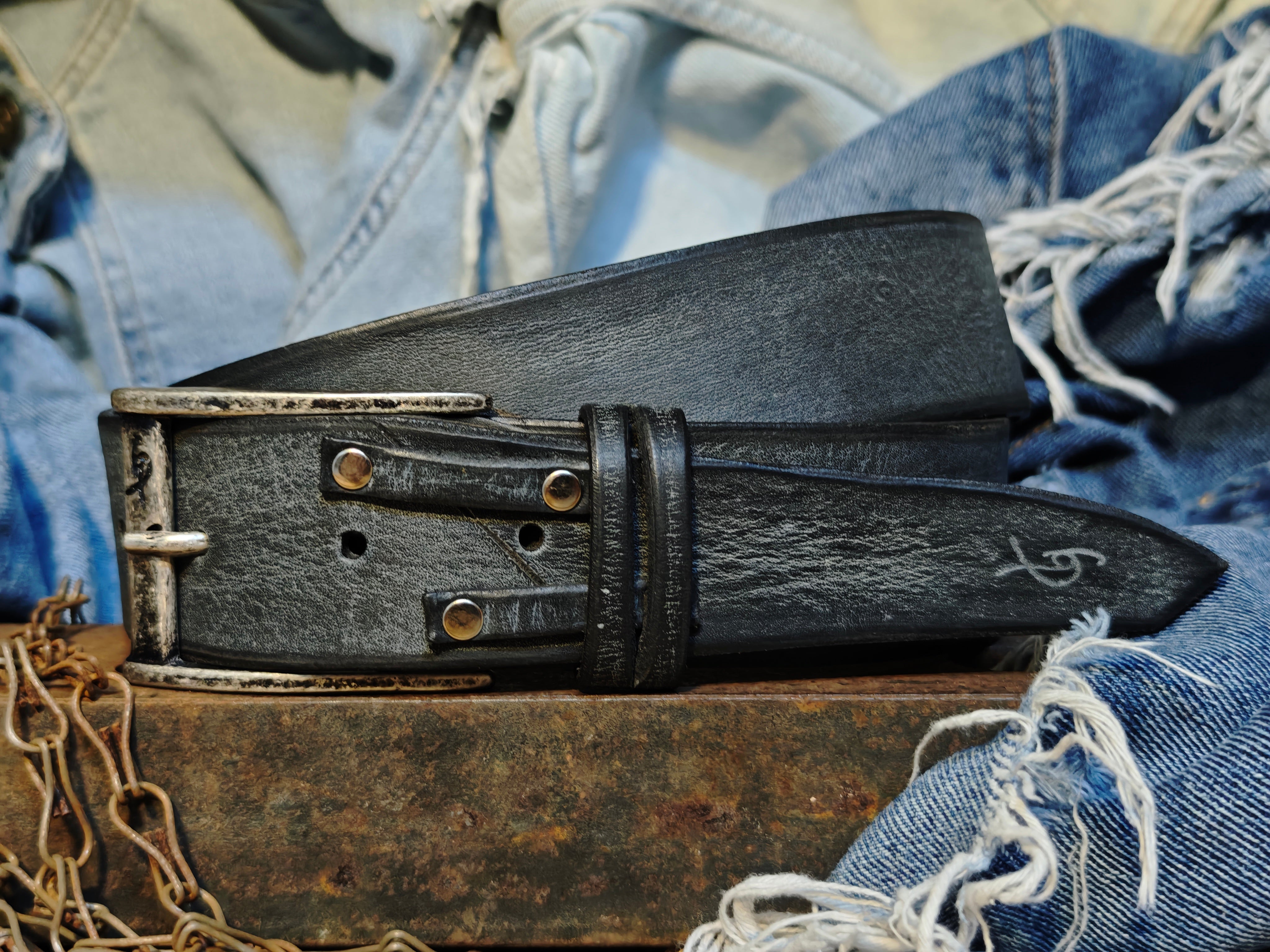 Handcrafted Distressed Black Leather Belt 4.2cm wide – Premium Full Grain Men's Belt