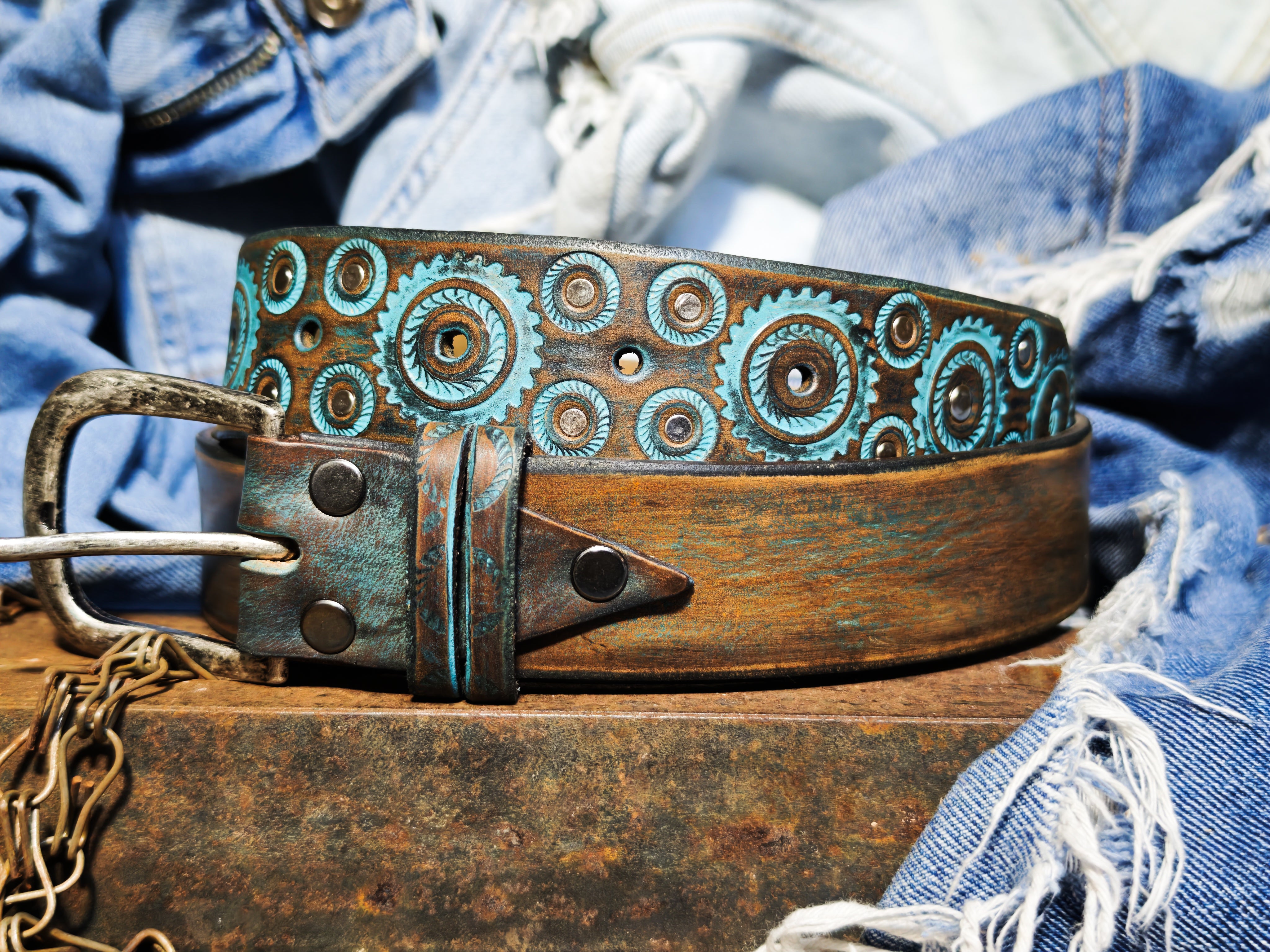 Handmade Brown Leather Belt – Turquoise Motorcycle Gear Design