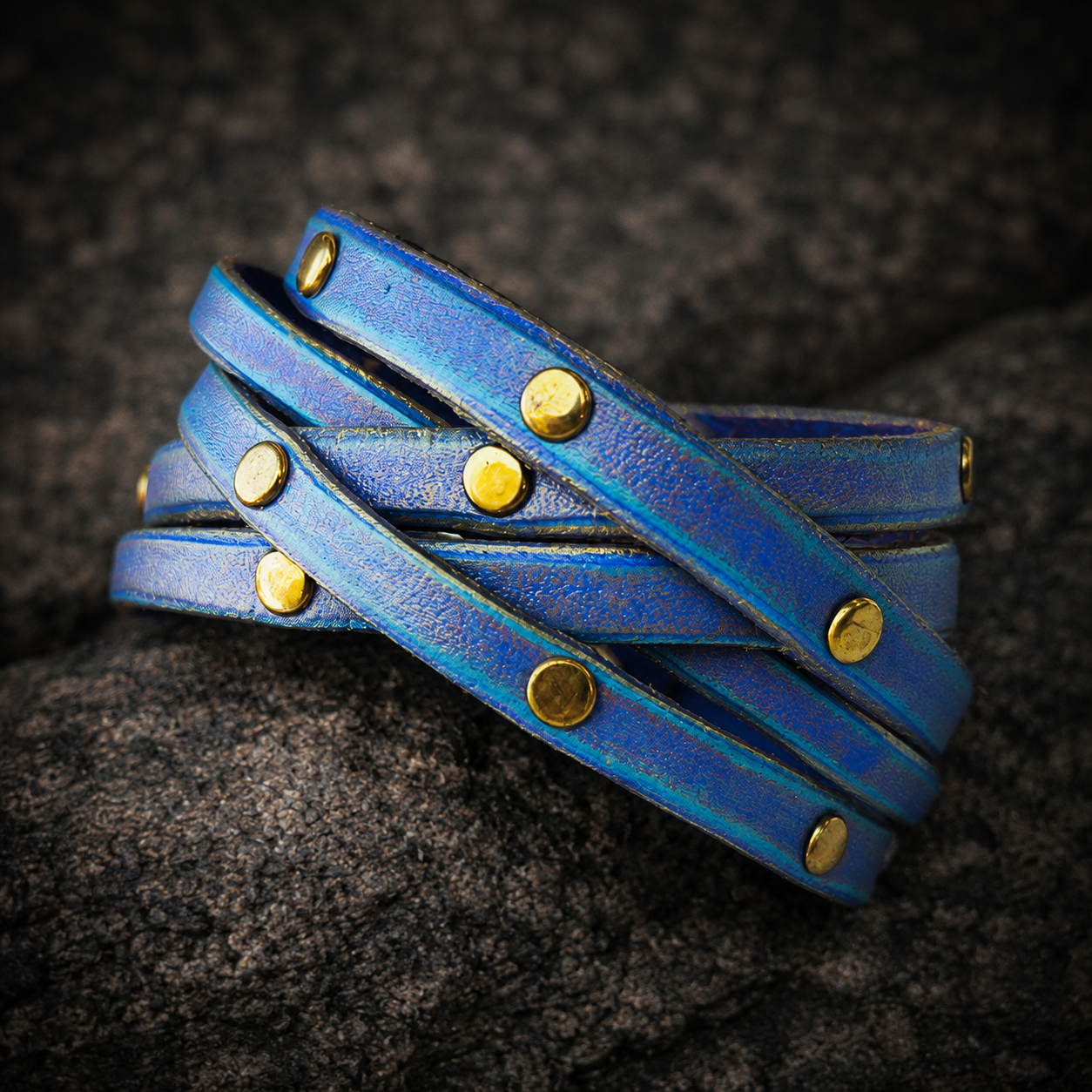 Women's Handmade Purple Leather Bracelet with Turquoise Wash and Elegant Gold pieces