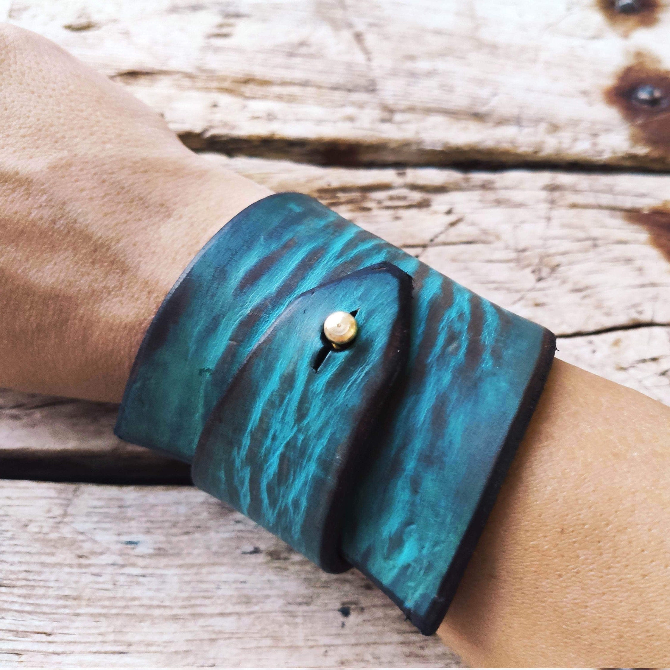 Personalized Turquoise Leather Wrap Bracelet with Brown Wash Design - Geometric Shape - Perfect Christmas Gift