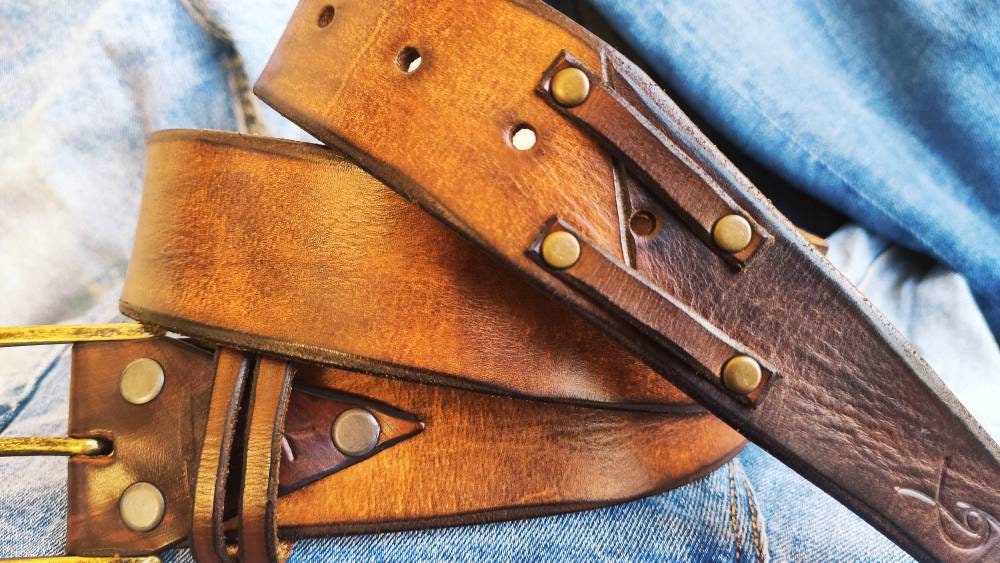 Handmade Brown Leather Mens Belt - Rodeo Style Texas Cowboy Fashion - Customizable