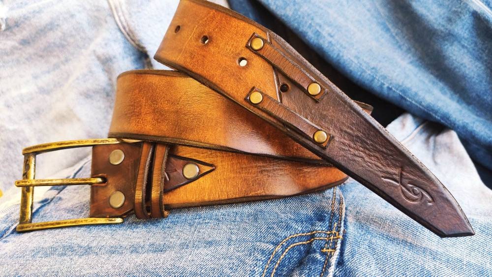 Handmade Brown Leather Mens Belt - Rodeo Style Texas Cowboy Fashion - Customizable
