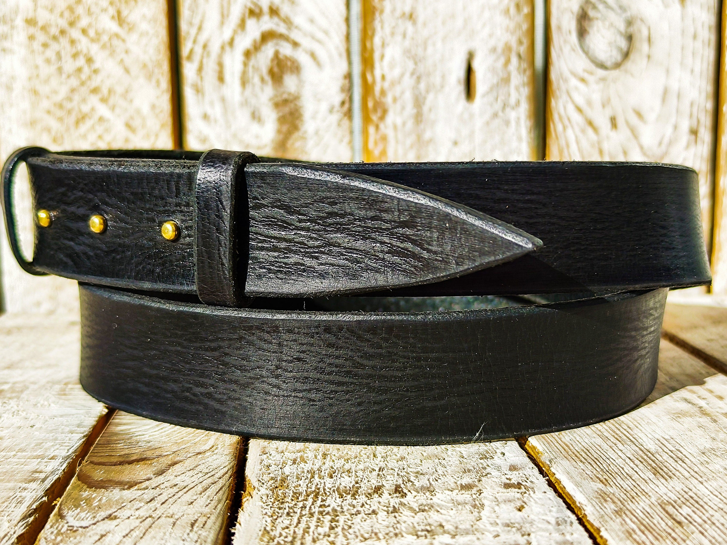 Handmade Black Leather Belt - Elegant Versatile for Casual and Formal Wear - 32cm Width - No-Buckle Design