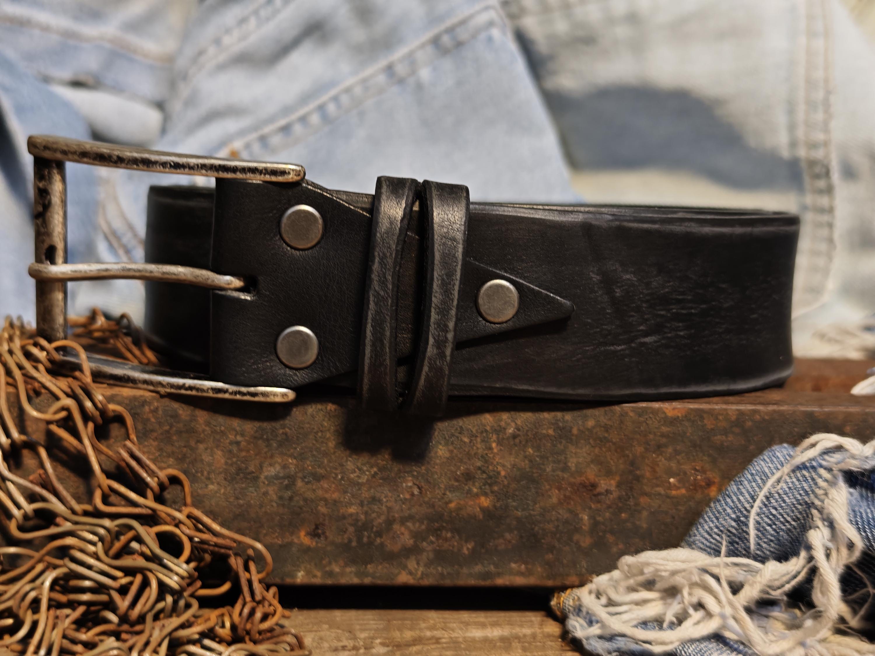Distinct Artisan Crafted Leather Belt with Tribal Design for Men