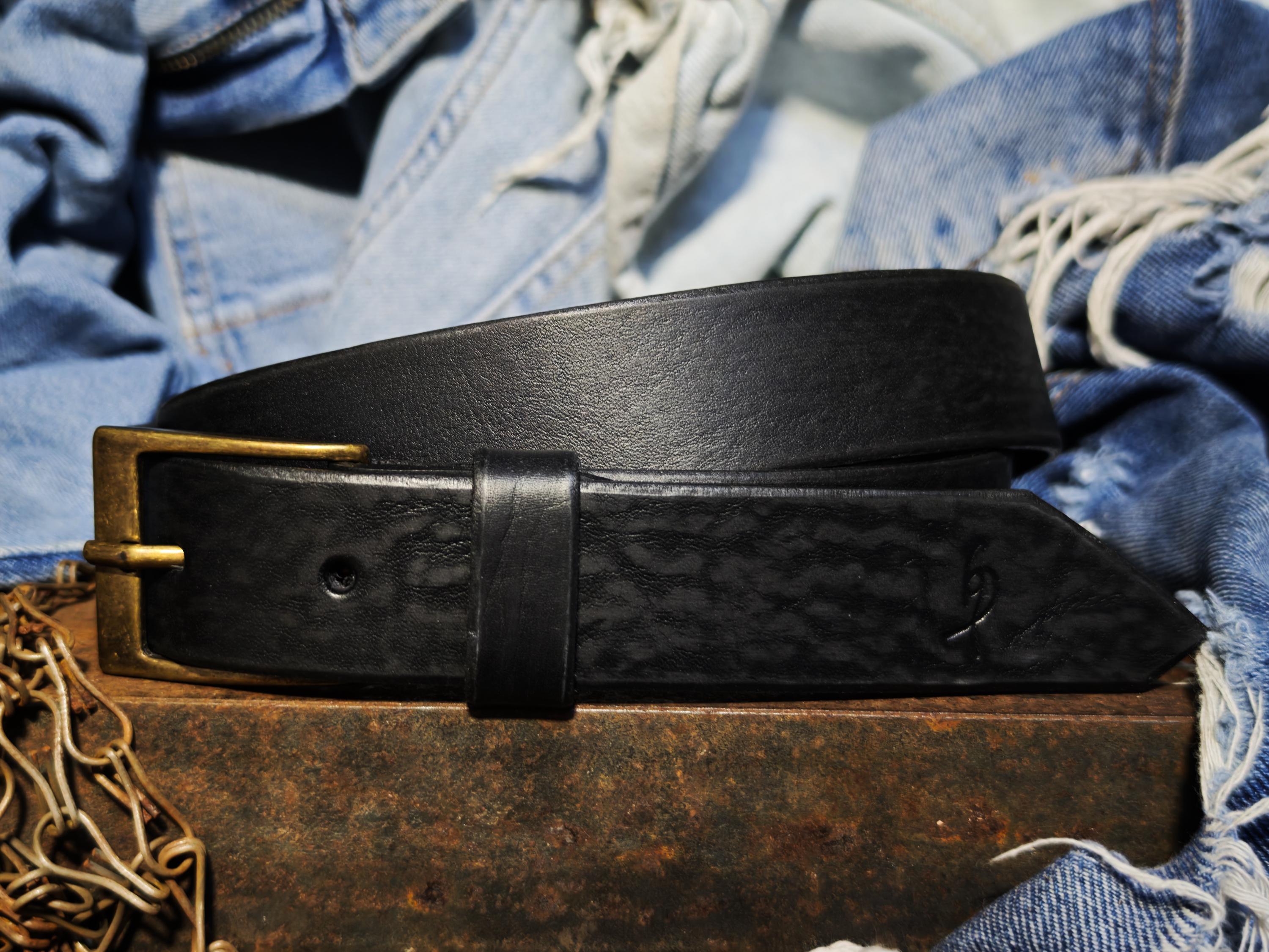 Mens Black Leather Belt - Vintage Style Genuine Quality Accessories for Him