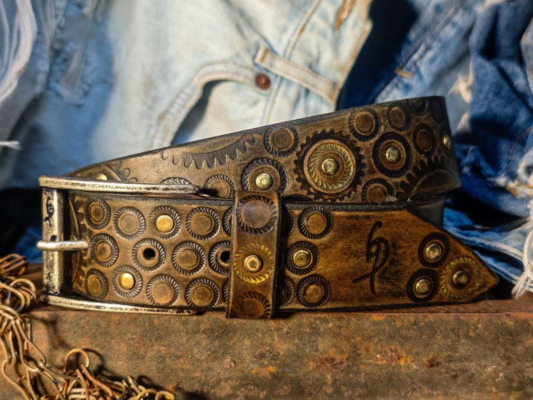 Ishaor Dark brown men's belt embossed with motorcycle gears, vintage finish and rivets, Unique design steampunk belt with silver Concho's for biker