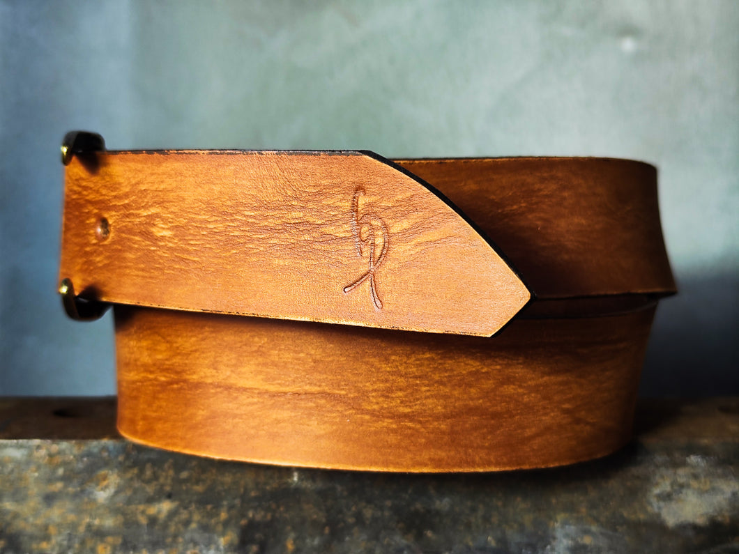 Saddle Brown Full-Grain Leather Belt – Wide 4.2 cm Jeans Belt with Vintage Brass Buckle