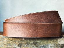 Caramel Tan Leather Belt – Wide 4.2 cm Handmade Full-Grain Jeans Belt with Antique Brass Buckle