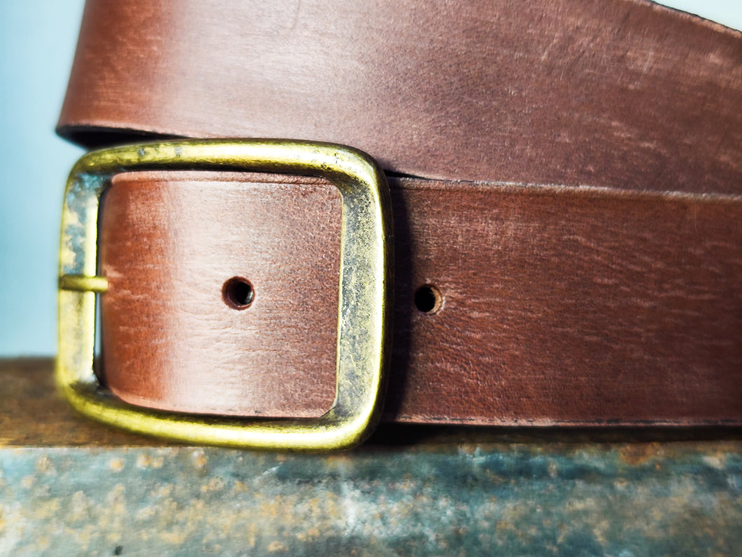 Caramel Tan Leather Belt – Wide 4.2 cm Handmade Full-Grain Jeans Belt with Antique Brass Buckle