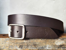 Dark Chocolate Brown Full-Grain Leather Belt – Wide 4.2 cm Jeans Belt with Distressed Silver Buckle