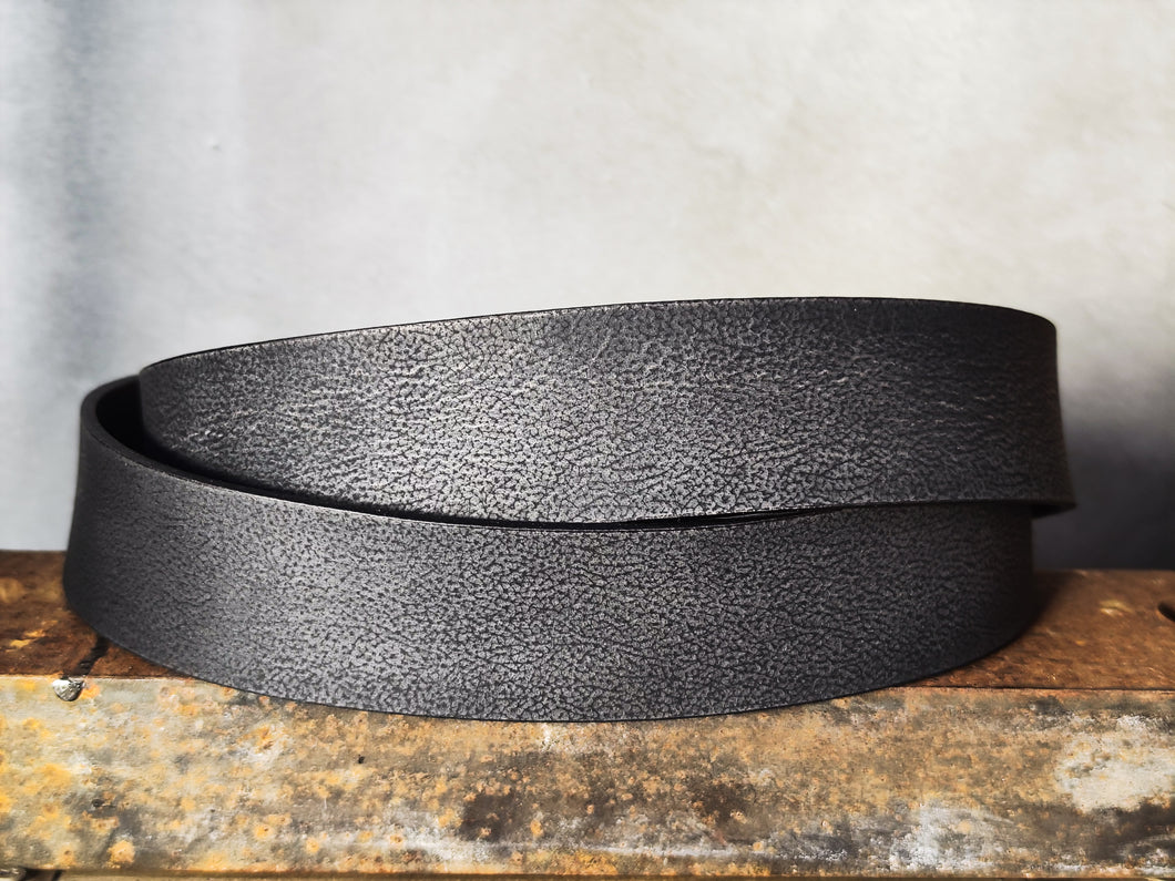 Steel Grey Textured Leather Belt – Wide 4.2 cm Full-Grain Leather Jeans Belt with Solid Silver Buckle