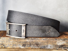 Steel Grey Textured Leather Belt – Wide 4.2 cm Full-Grain Leather Jeans Belt with Solid Silver Buckle