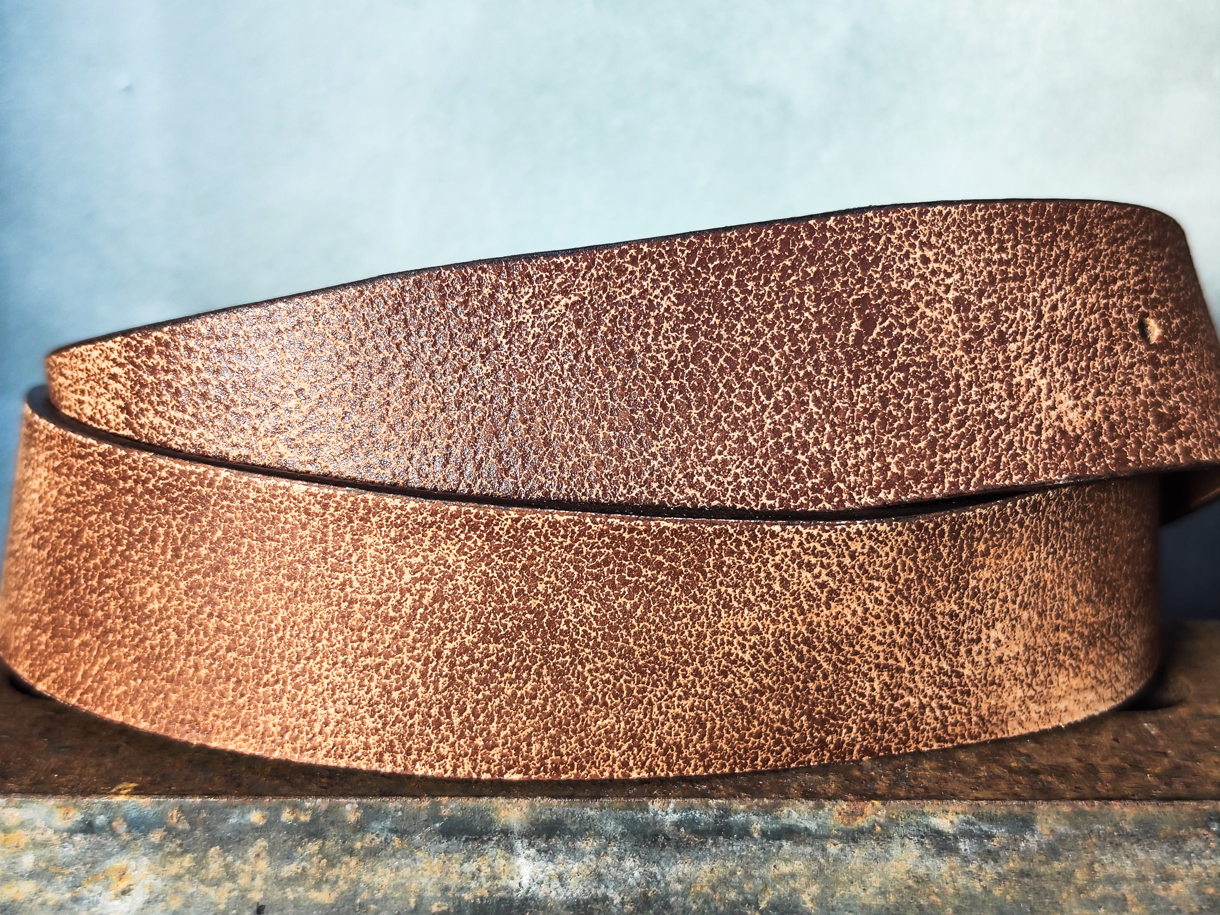 Cognac Distressed Leather Belt – Wide 4.2 cm Vintage-Style Jeans Belt with Antique Brass Buckle