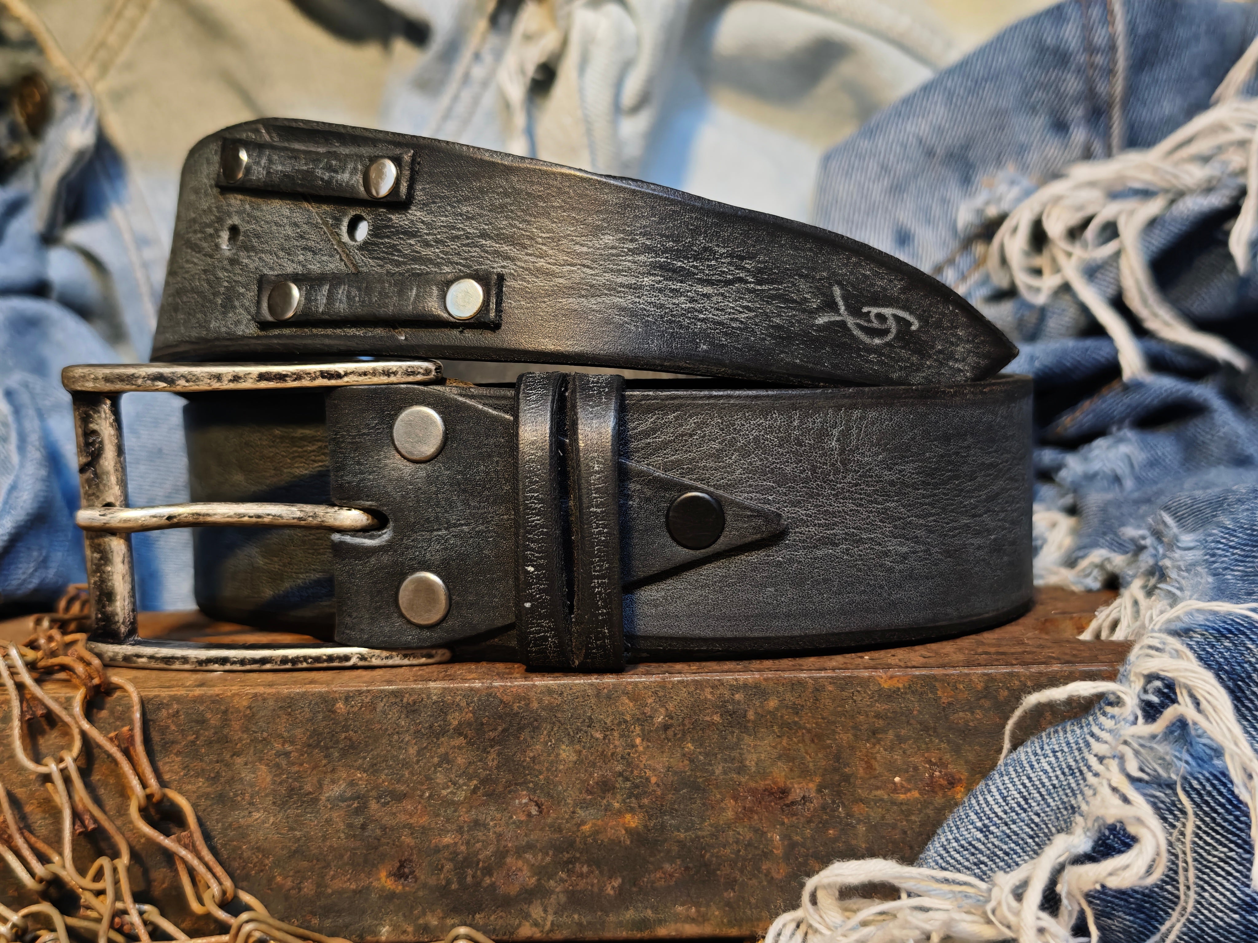Handcrafted Distressed Black Leather Belt 4.2cm wide – Premium Full Grain Men's Belt