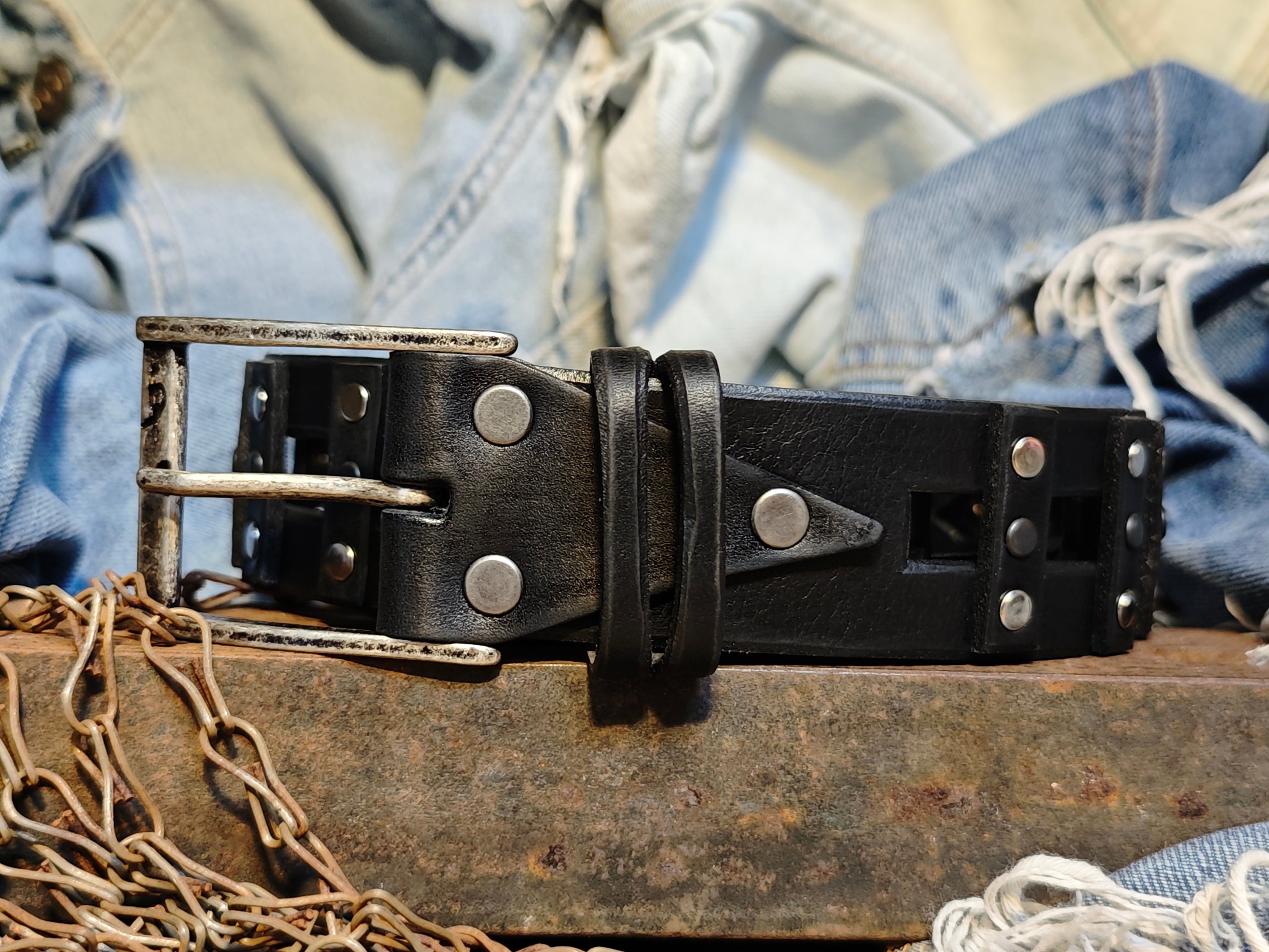 Stylish Handcrafted Rivet Studded Black Leather Mens Belt - Unique Artisan Design for Mens Fashion