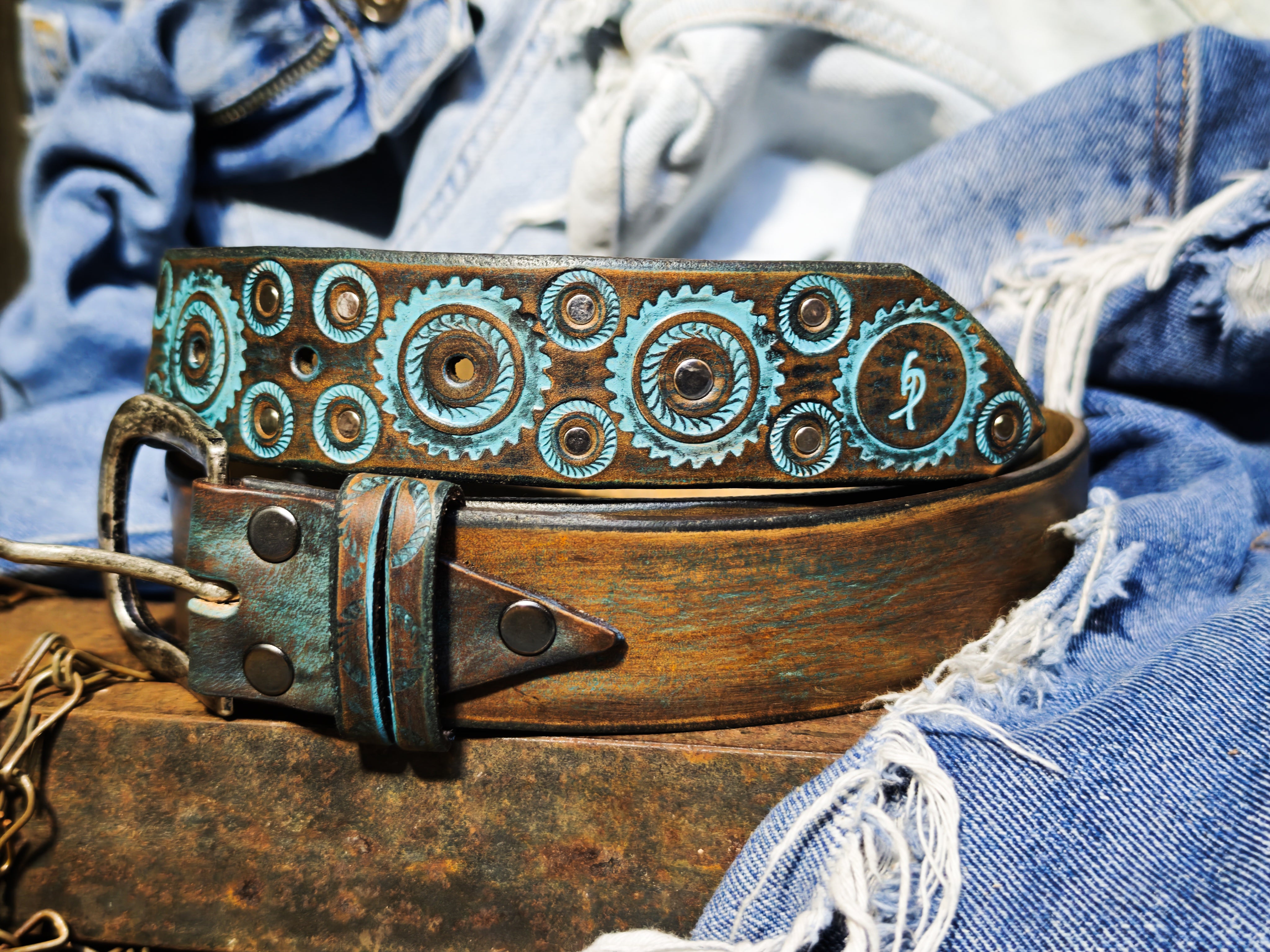 Handmade Brown Leather Belt – Turquoise Motorcycle Gear Design