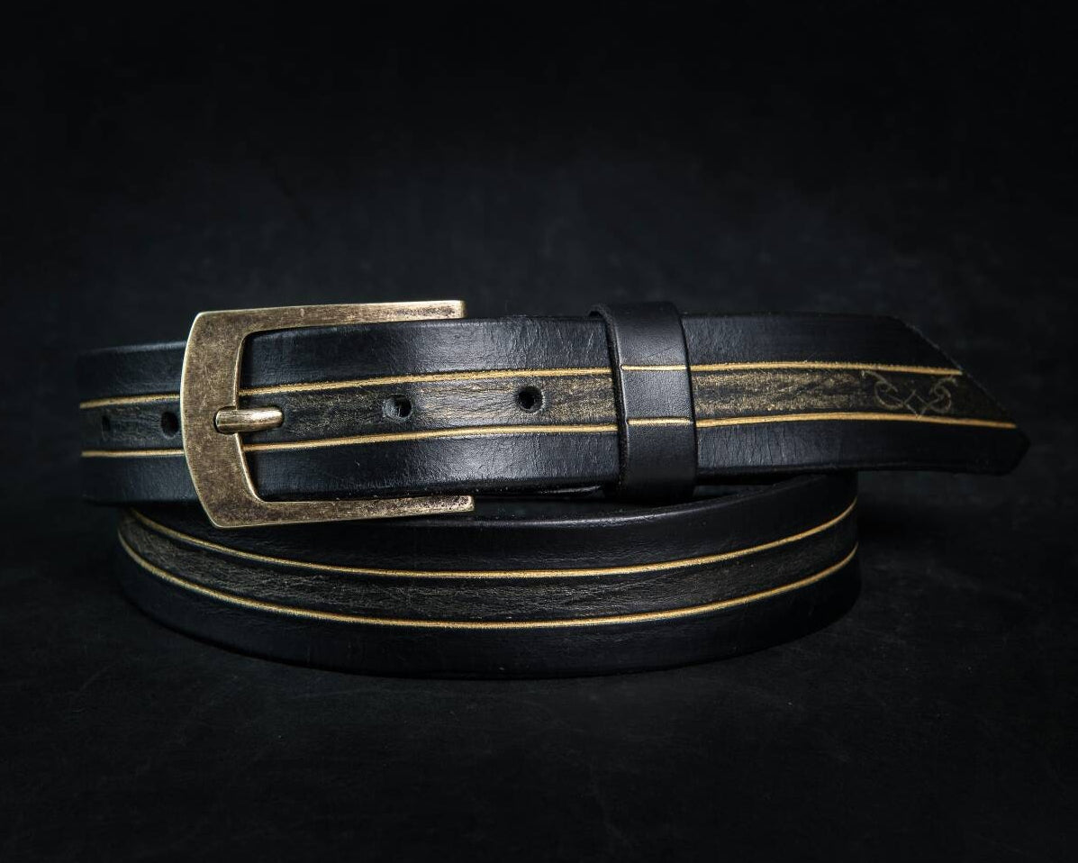 Unisex Black Leather Belt with Buckle - Mens and Womens Fashion Accessory