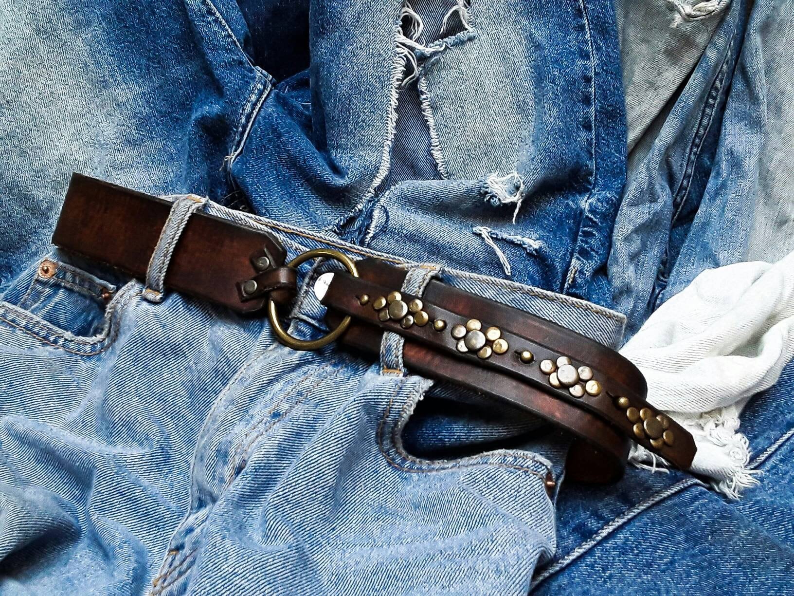 Unique Western Leather Belt for Women - Customizable Design Brown - No Buckle Required