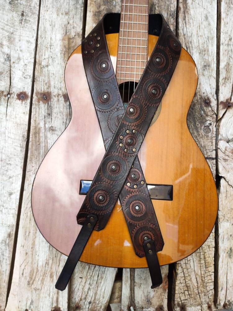 Personalized Leather Guitar Strap with Ishaor Logo in Brown - Perfect Gift for Musicians