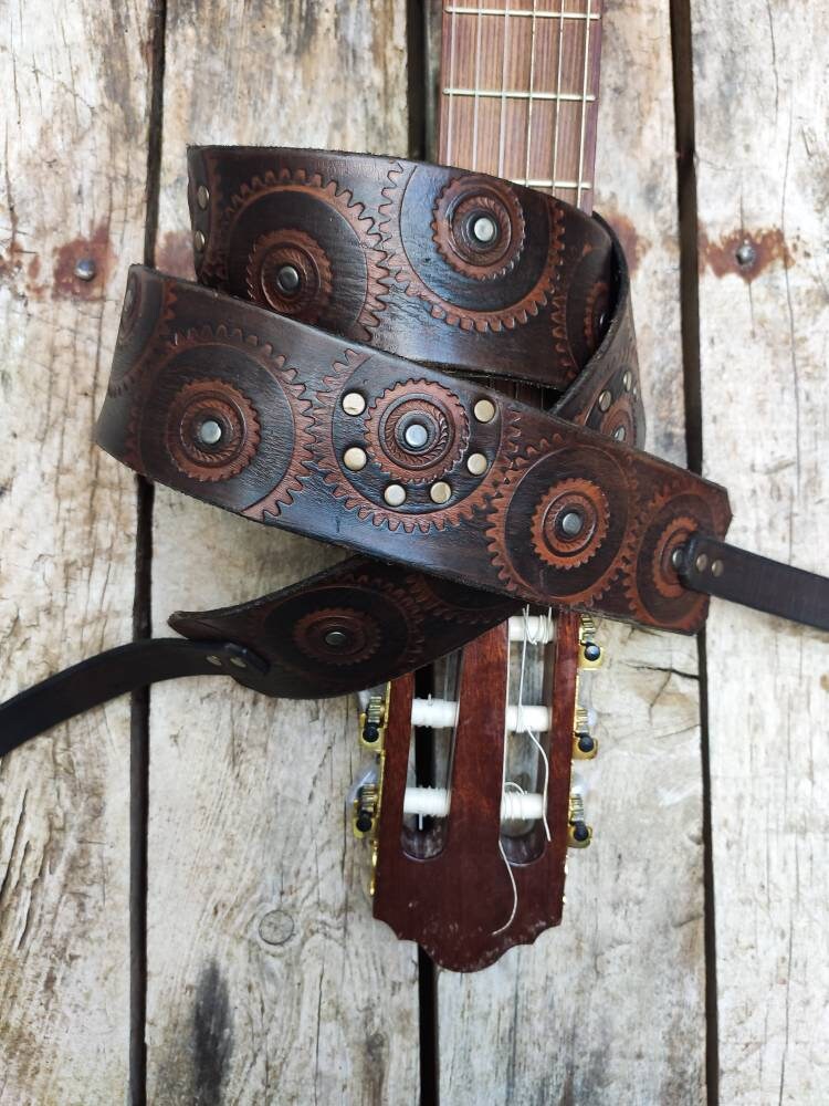 Personalized Leather Guitar Strap with Ishaor Logo in Brown - Perfect Gift for Musicians
