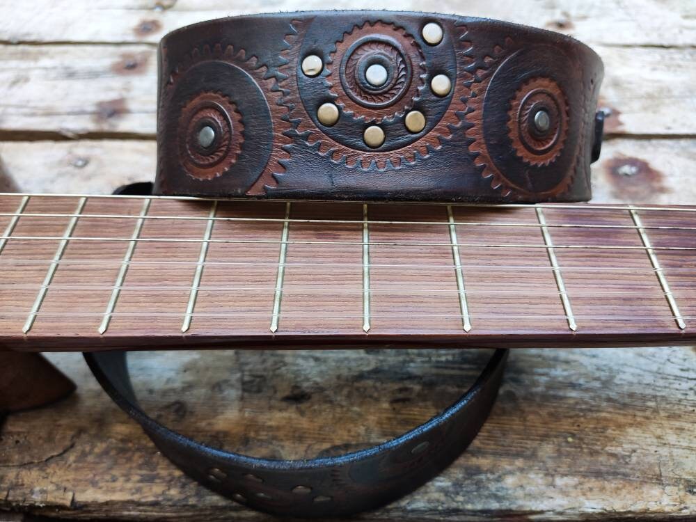 Personalized Leather Guitar Strap with Ishaor Logo in Brown - Perfect Gift for Musicians