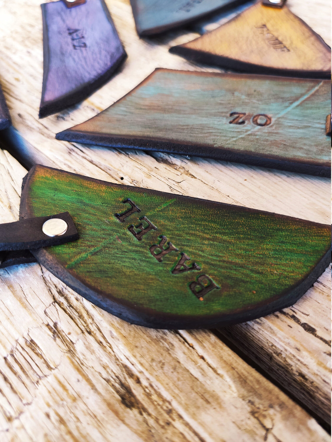 Personalized Leather Family Keychain - Customized Engraved Gift for Loved Ones