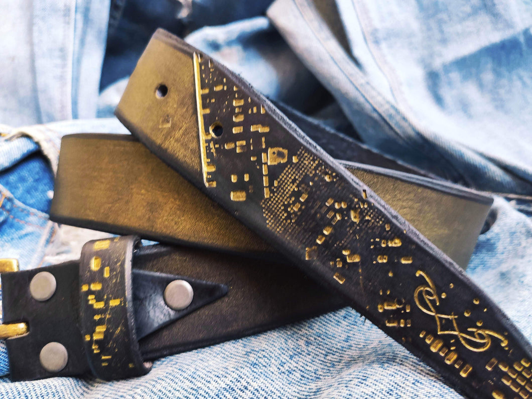 Elegant Black and Gold Hammered Leather Belt with Gold Computer Card Design by Ishaor - the Perfect Gift for Her