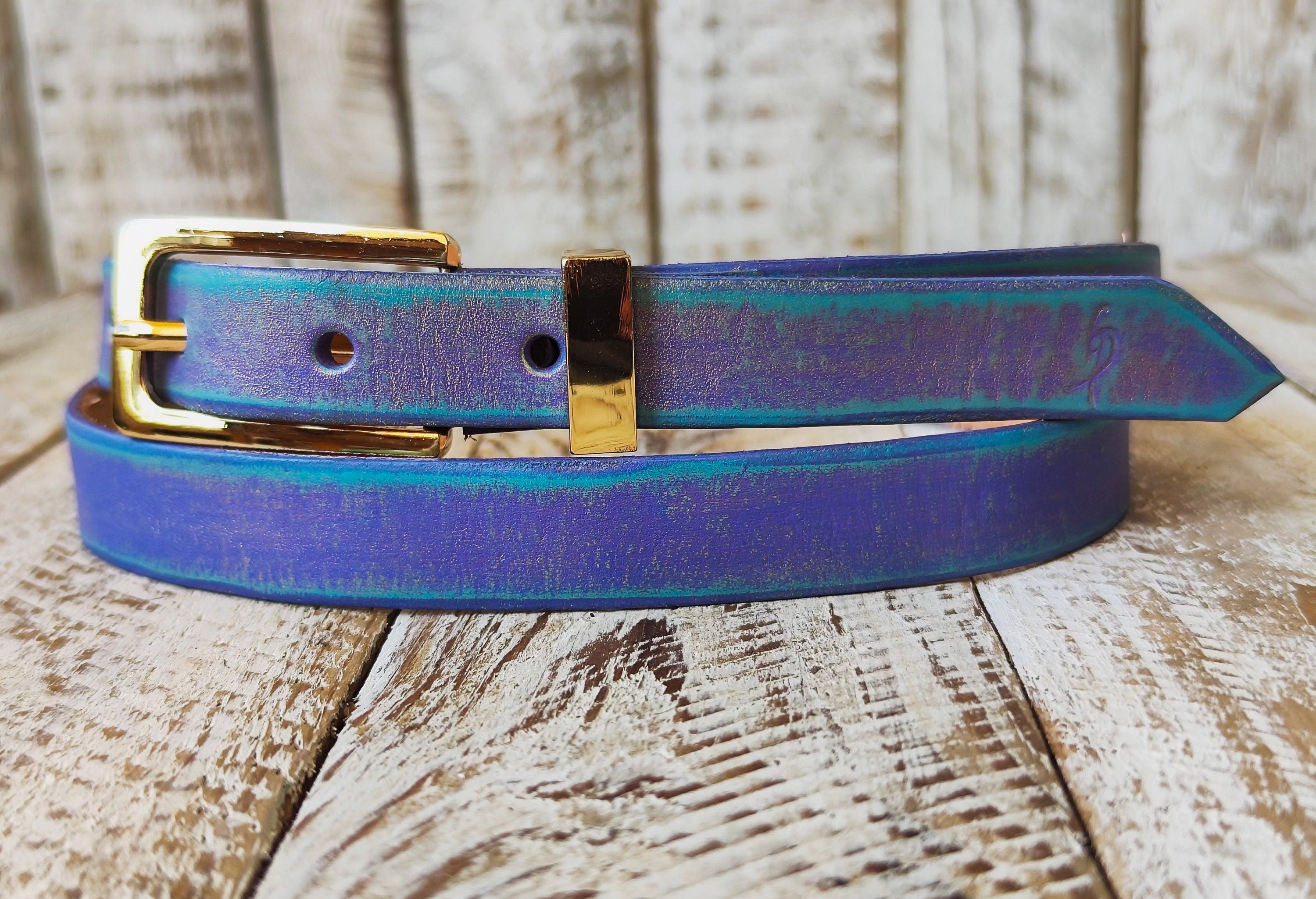 Handcrafted Narrow Purple Leather Belt with Turquoise Wash and Gold Finish for Women - Elegant Design with Gold Buckle