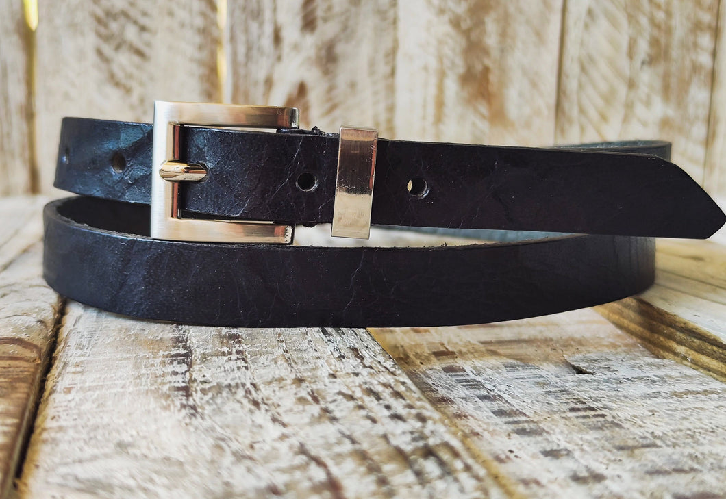 Everyday Black Leather Belt with Silver Buckle - Perfect for Jeans