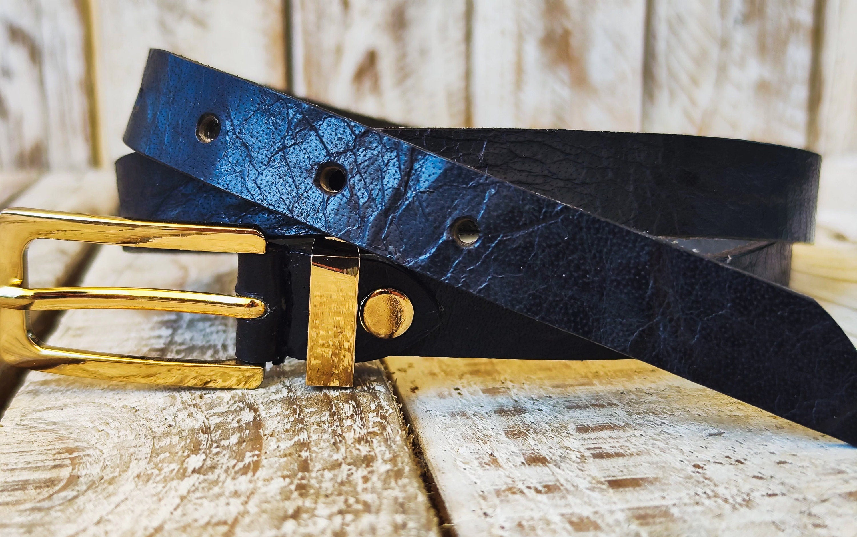 Sleek Black Leather Belt with Elegant Gold Buckle - Stylish Versatile Accessory