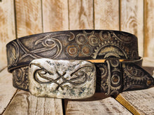 Unique Motorcycle Gear Buckle Leather Belt in Vintage Style