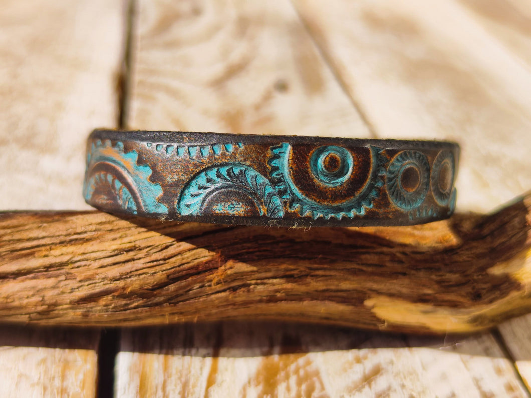 Handcrafted Leather Steampunk Bracelet with 15cm Motorcycle Gear Design in Brown and Turquoise by ISHAOR
