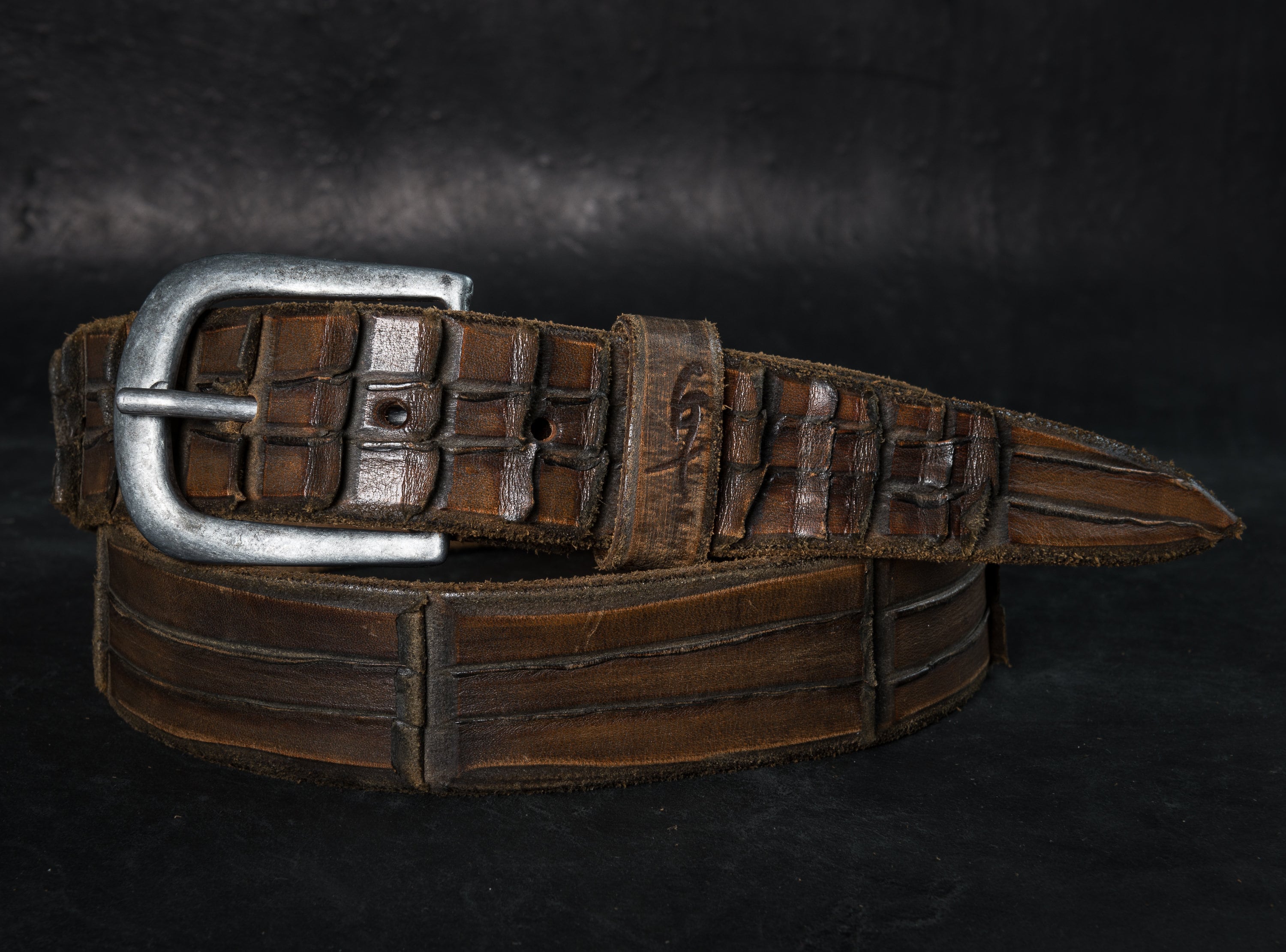 Brown Leather Belt Mens Crafted Fashion Accessory with Unique Ornate Design - Perfect Gift for Men