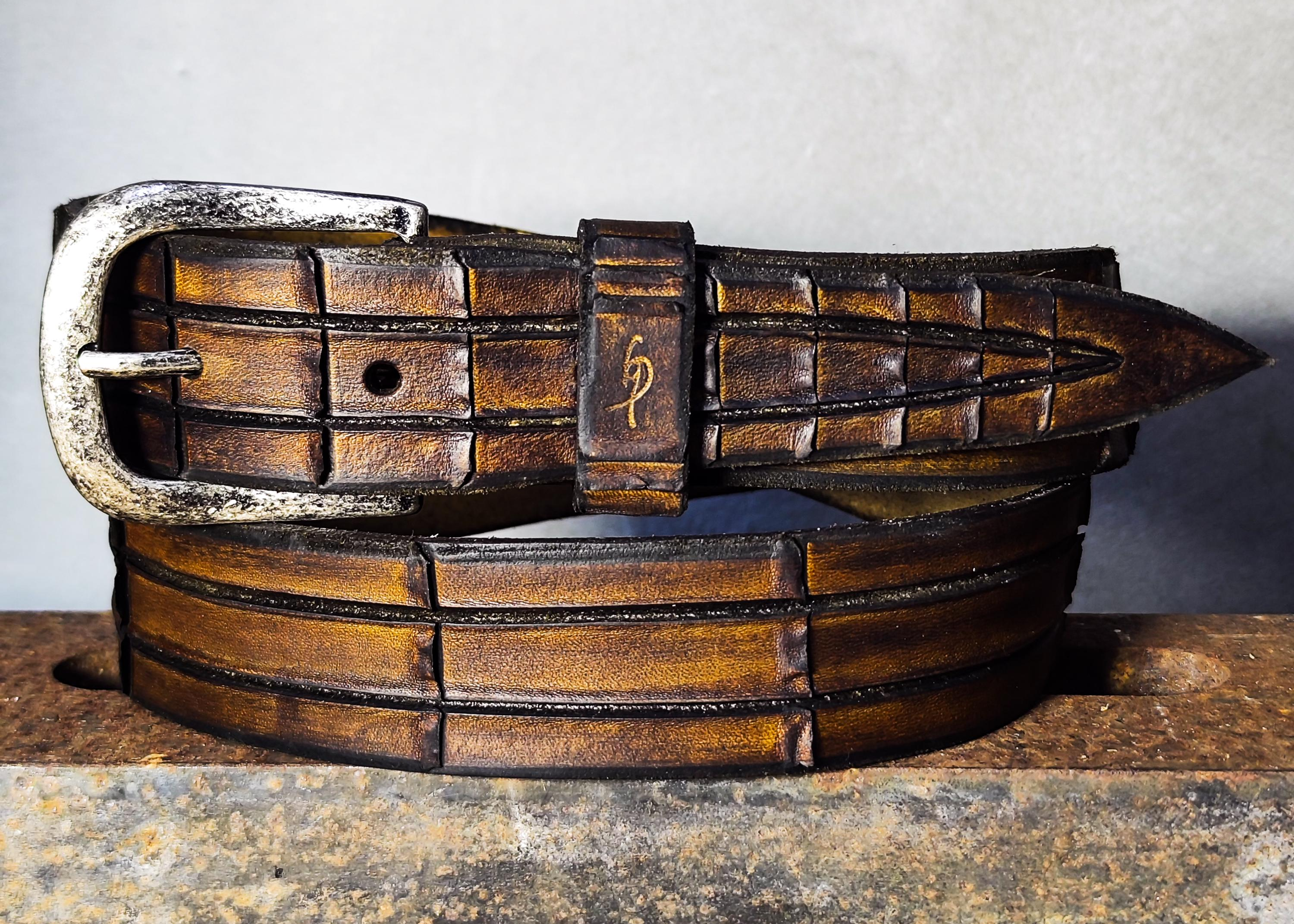 Handmade Brown Leather Belt – Hand-Carved Crocodile Texture – Artisan Leather Belt