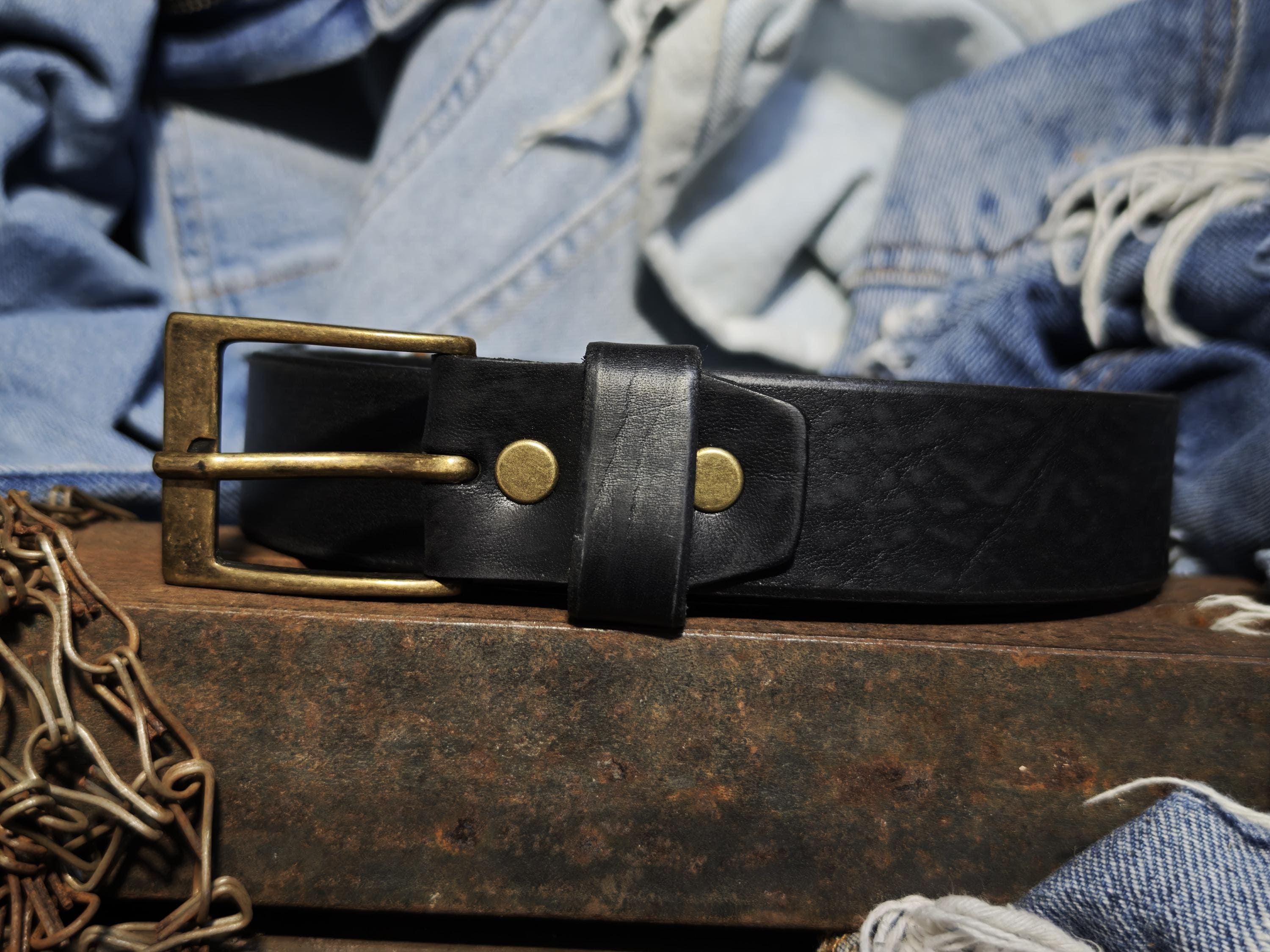 Mens Black Leather Belt - Vintage Style Genuine Quality Accessories for Him