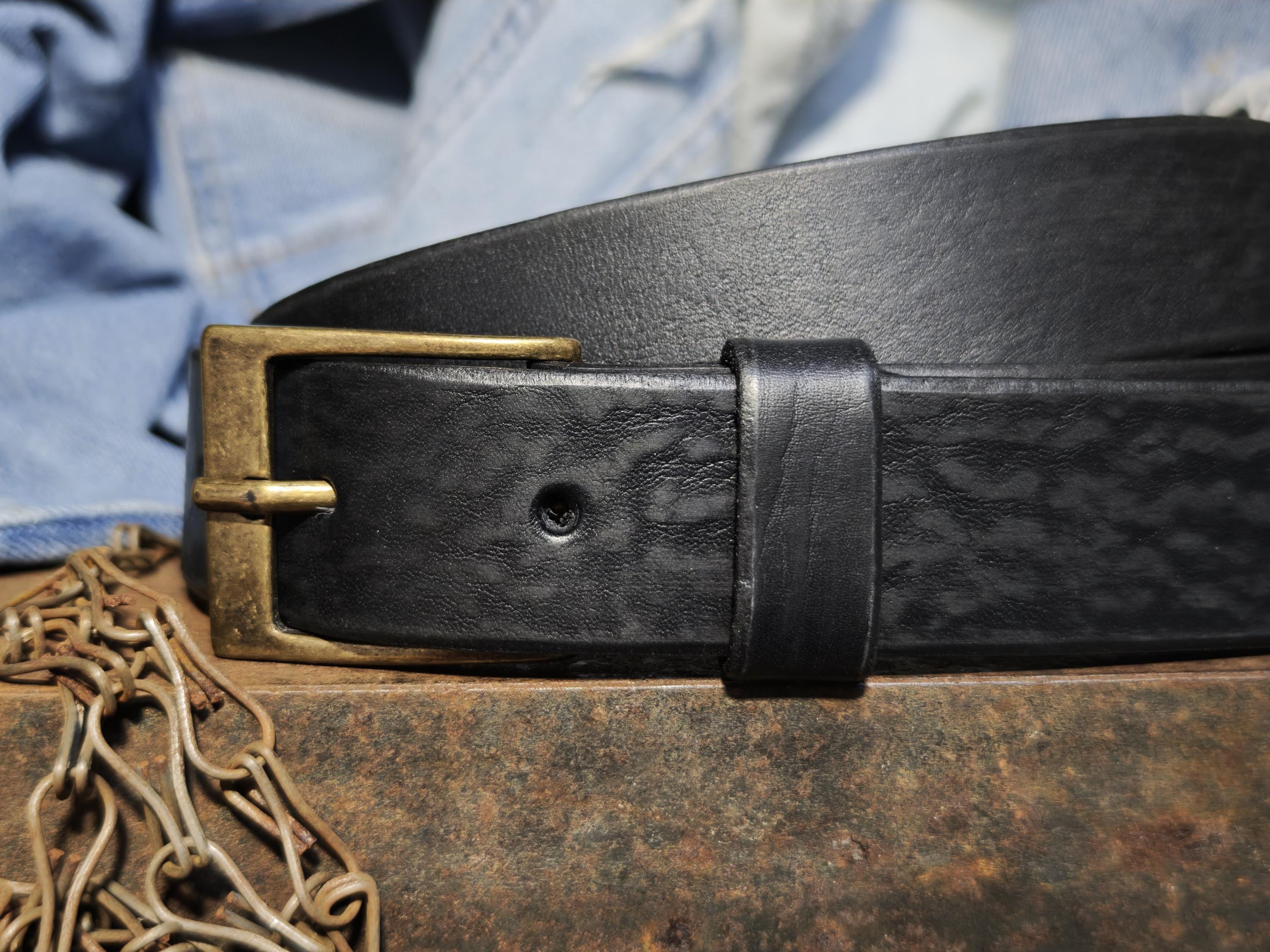 Mens Black Leather Belt - Vintage Style Genuine Quality Accessories for Him
