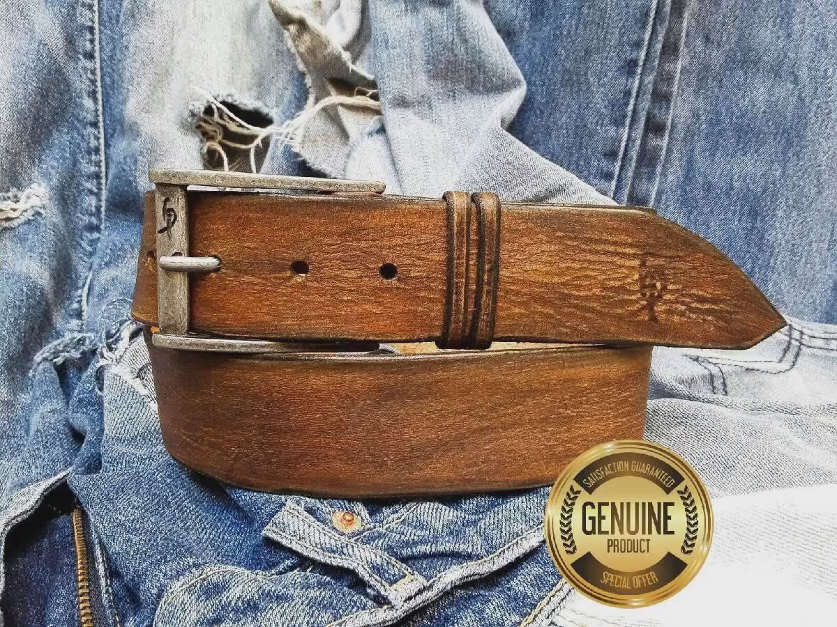 Artisan Leather, Buckle Belt, Men's Design, Fashion Leather, Brown Belt, Men's Belt, Vintage Style Accessories, Men's Apparel, Western Style