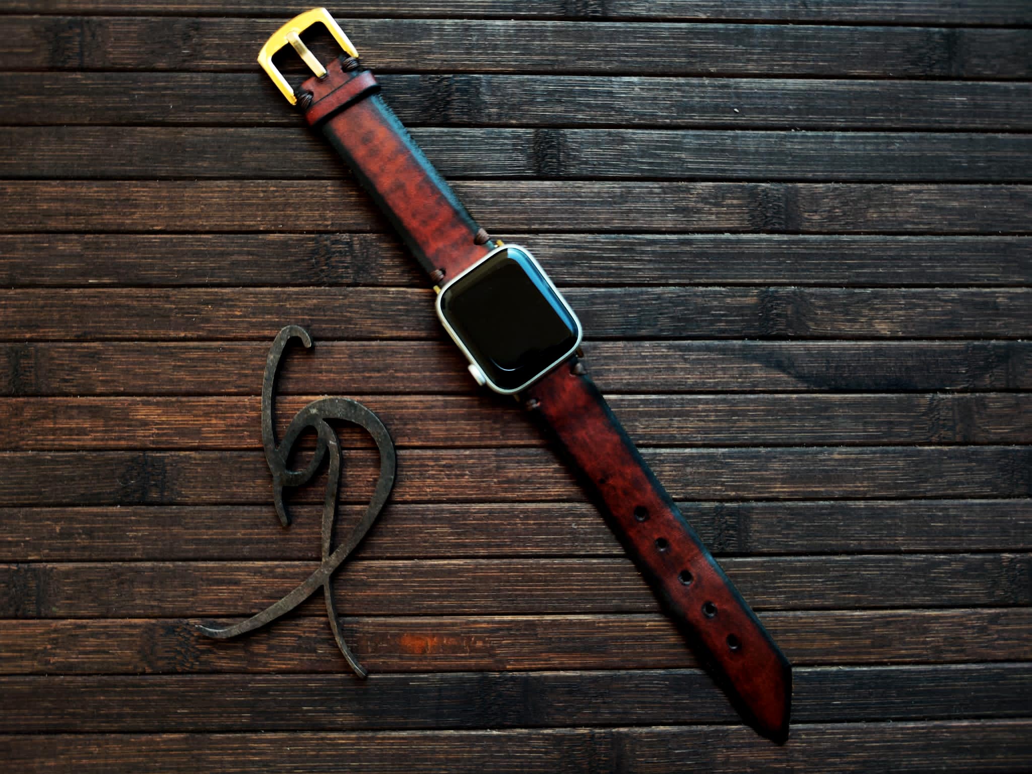 Apple Watch Band - Brown Leather With Dark Edges