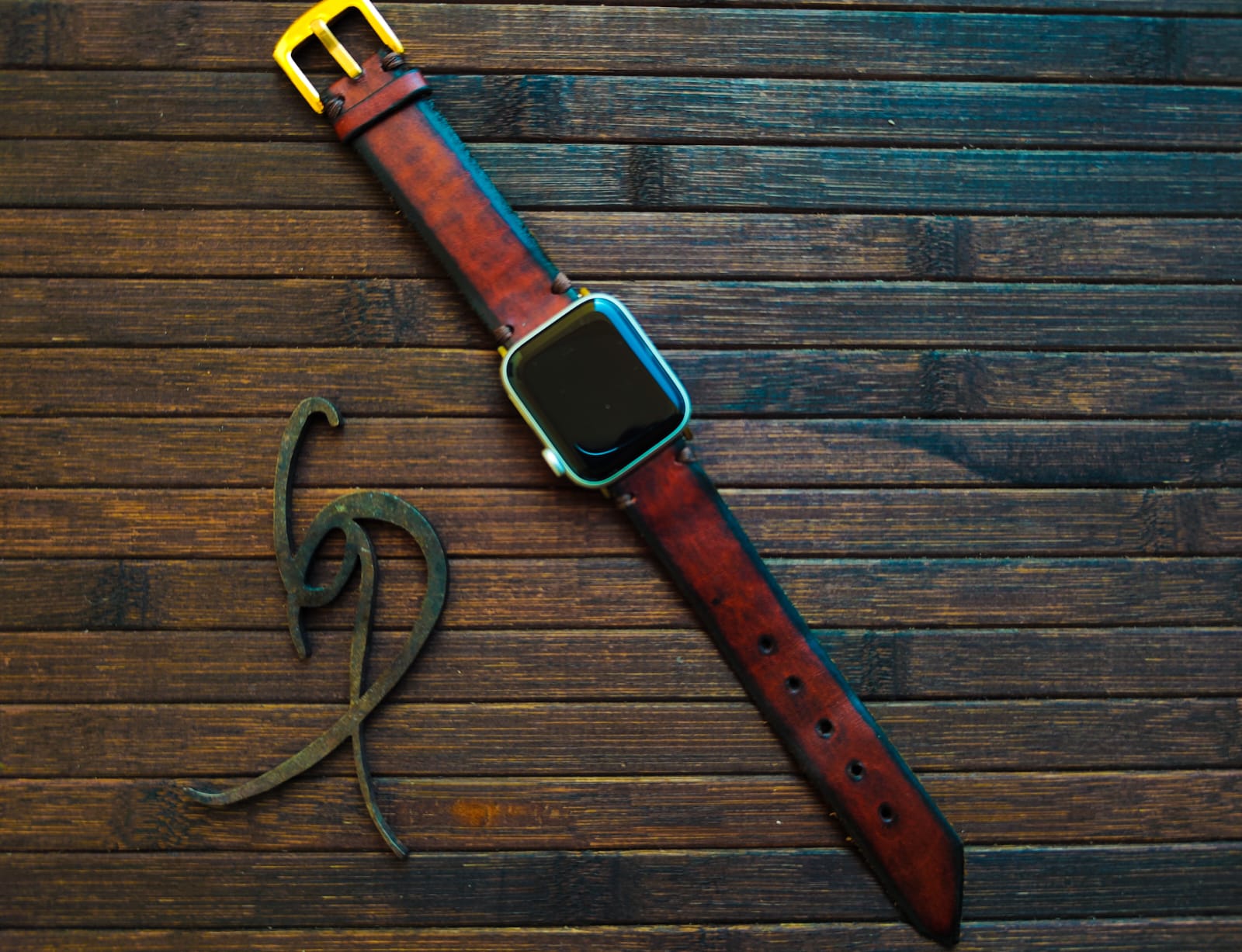 Apple Watch Band - Brown Leather With Dark Edges