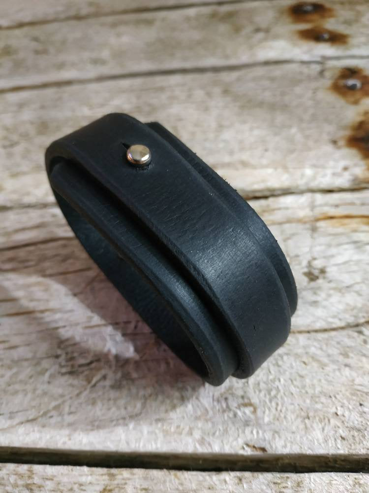 Womens Leather Cuff, Womens leather bracelet, Leather Jewelry, Leather -  the beehive