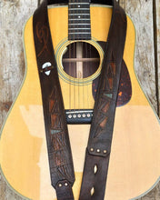 Triangle guitar strap