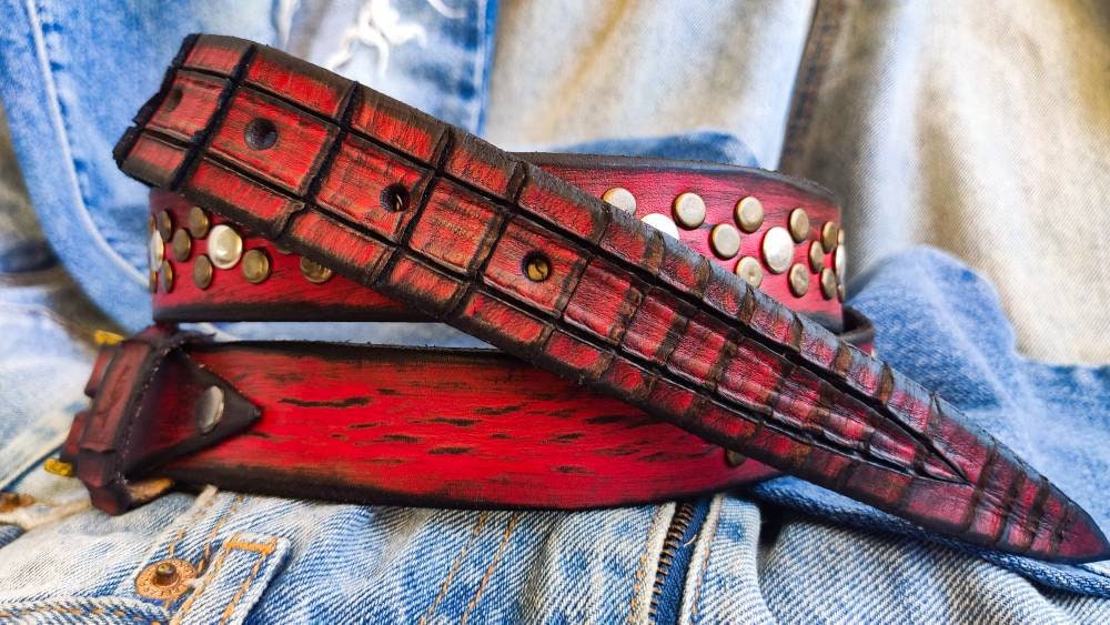 Alligator Belt With Rivets - Red
