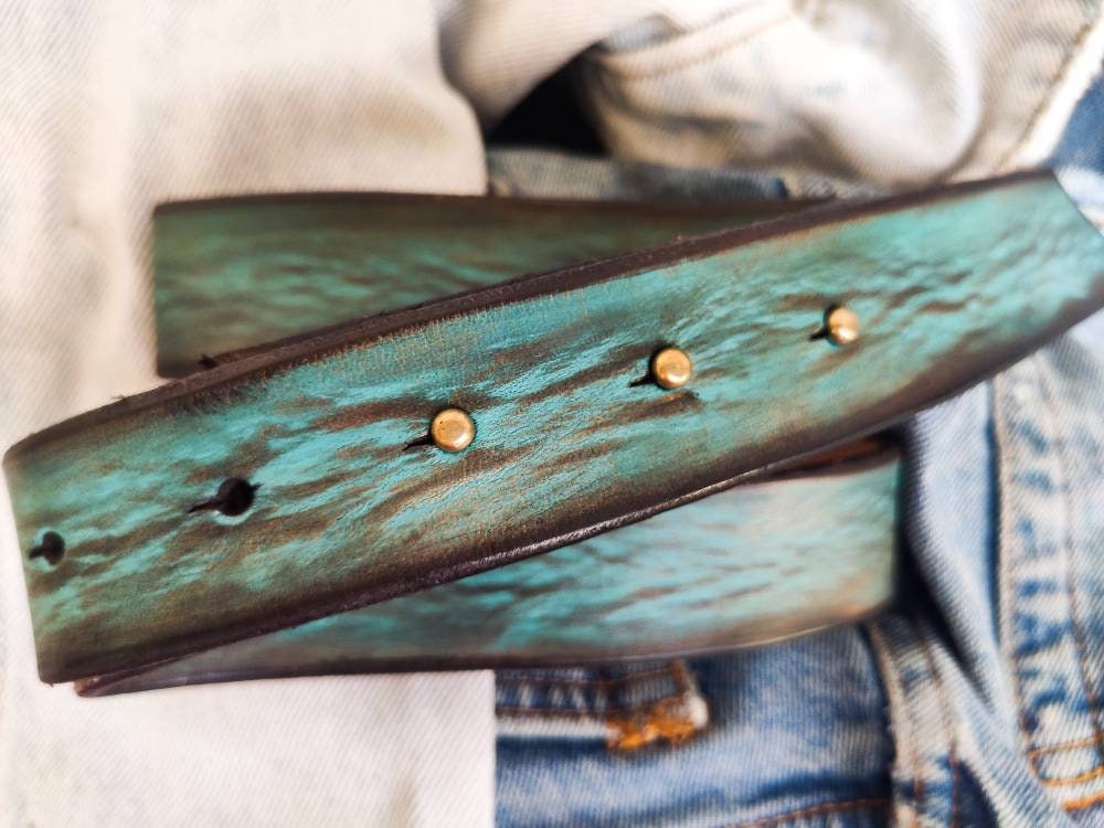 Buckleless Belt - Turquoise with Brown Wash