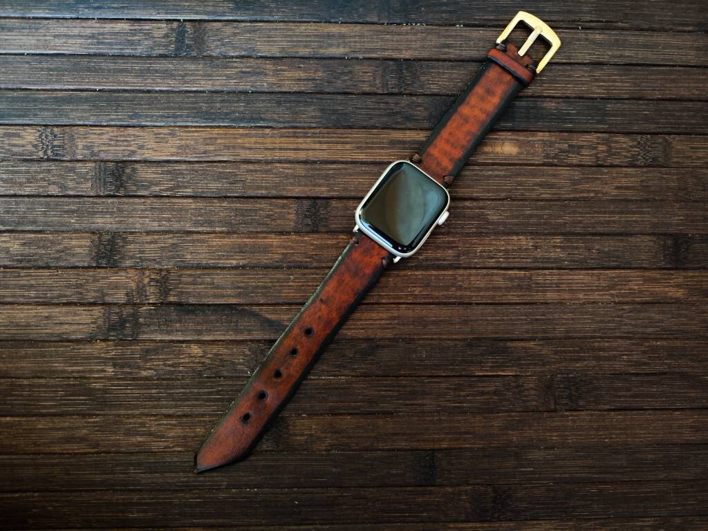 Apple Watch Band - Brown Leather With Dark Edges and vintage finish Genuine Leather Apple Watch Band 45 mm 44mm, 42mm, 41mm, 40 mm and 38 mm