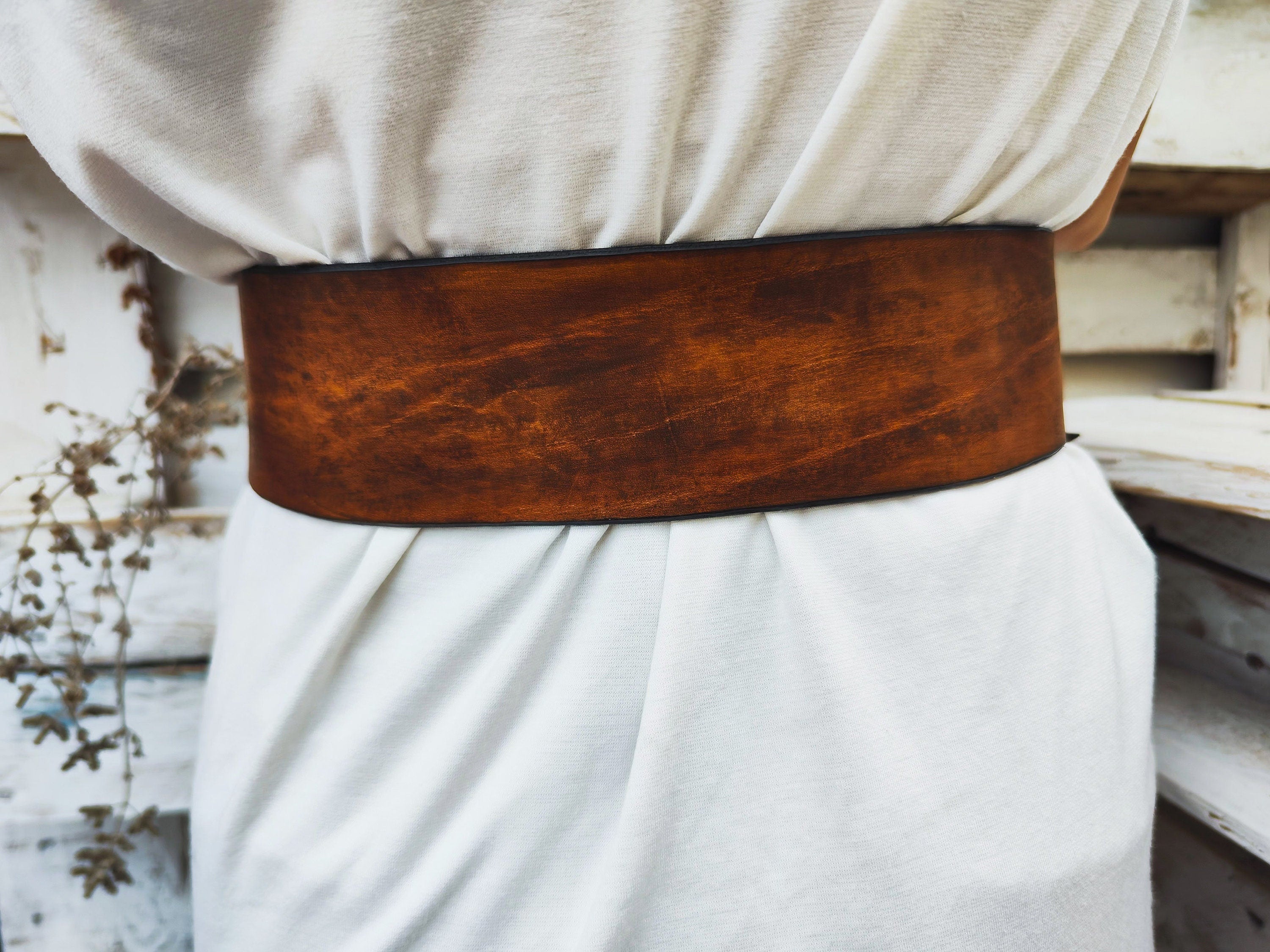 Brown leather waist belt with asymmetrical design and bronze Ring. Brown dress corset  for women, wide leather belt